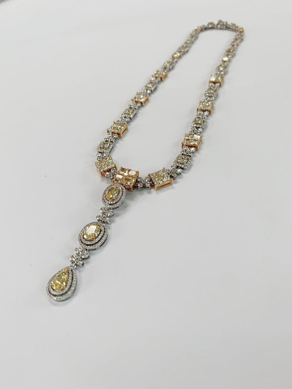 GIA 18.84 Carat Intense Yellow and White Diamond Necklace 18 Karat white gold In New Condition In Great Neck, NY
