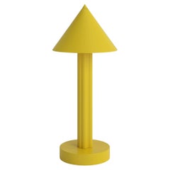 Lampe de bureau jaune intense de l'Atelier Areti