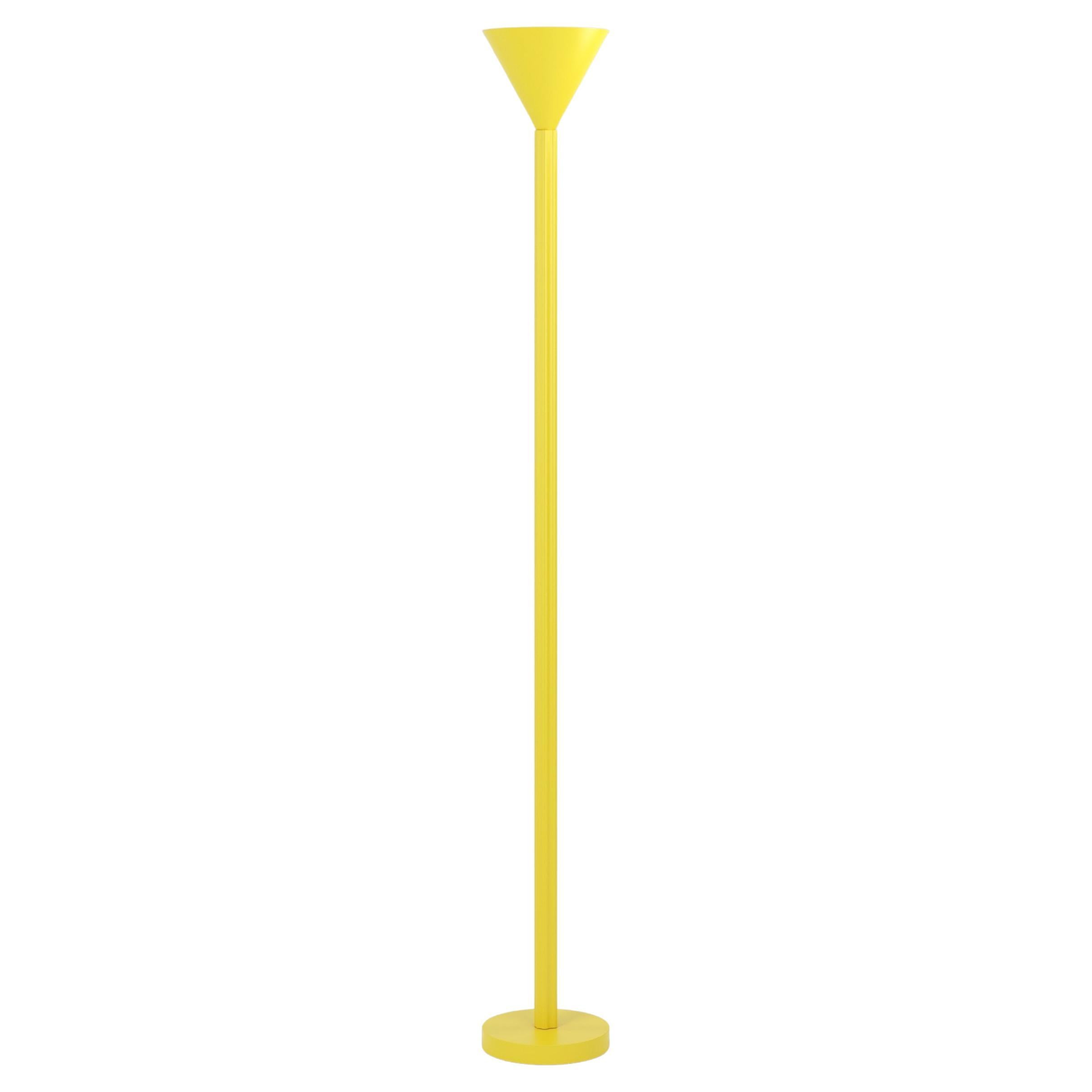 Lampadaire jaune intense A.Profiles de l'Atelier Areti