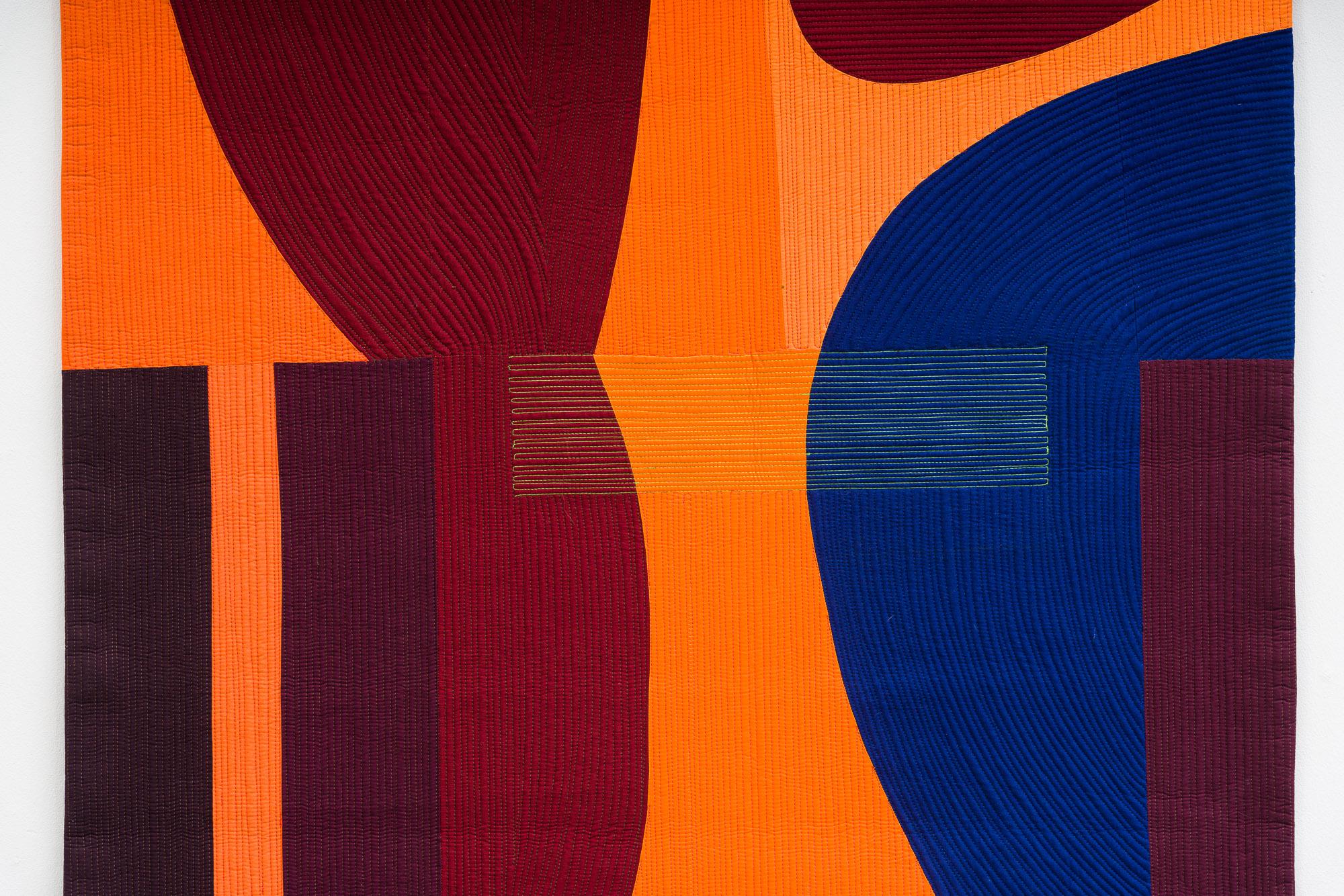 En prenant des morceaux de coton ordinaires et en les transformant en collages puissants de couleurs lumineuses, l'artiste textile contemporaine Gerri Sparka rassemble des éléments disparates du quilting, de l'abstraction moderne et de l'interaction