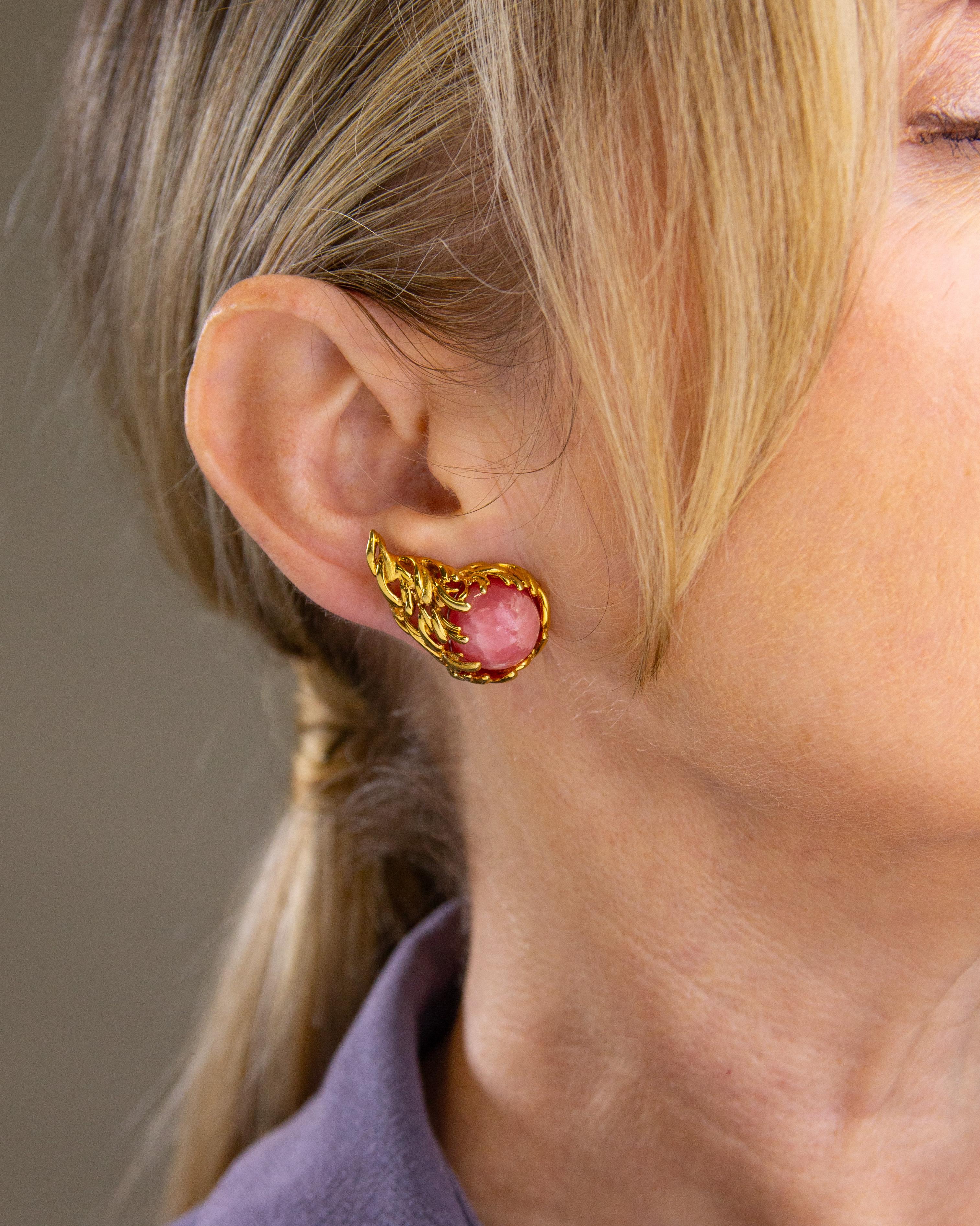 Crafted from 18 karat yellow gold, this pair of ear clips have been designed to be interchangeable and convert into 8 different pairs of earrings. Designed by the talented Gilbert Albert (1930-2019) who was born in Switzerland, the gold 'comma'