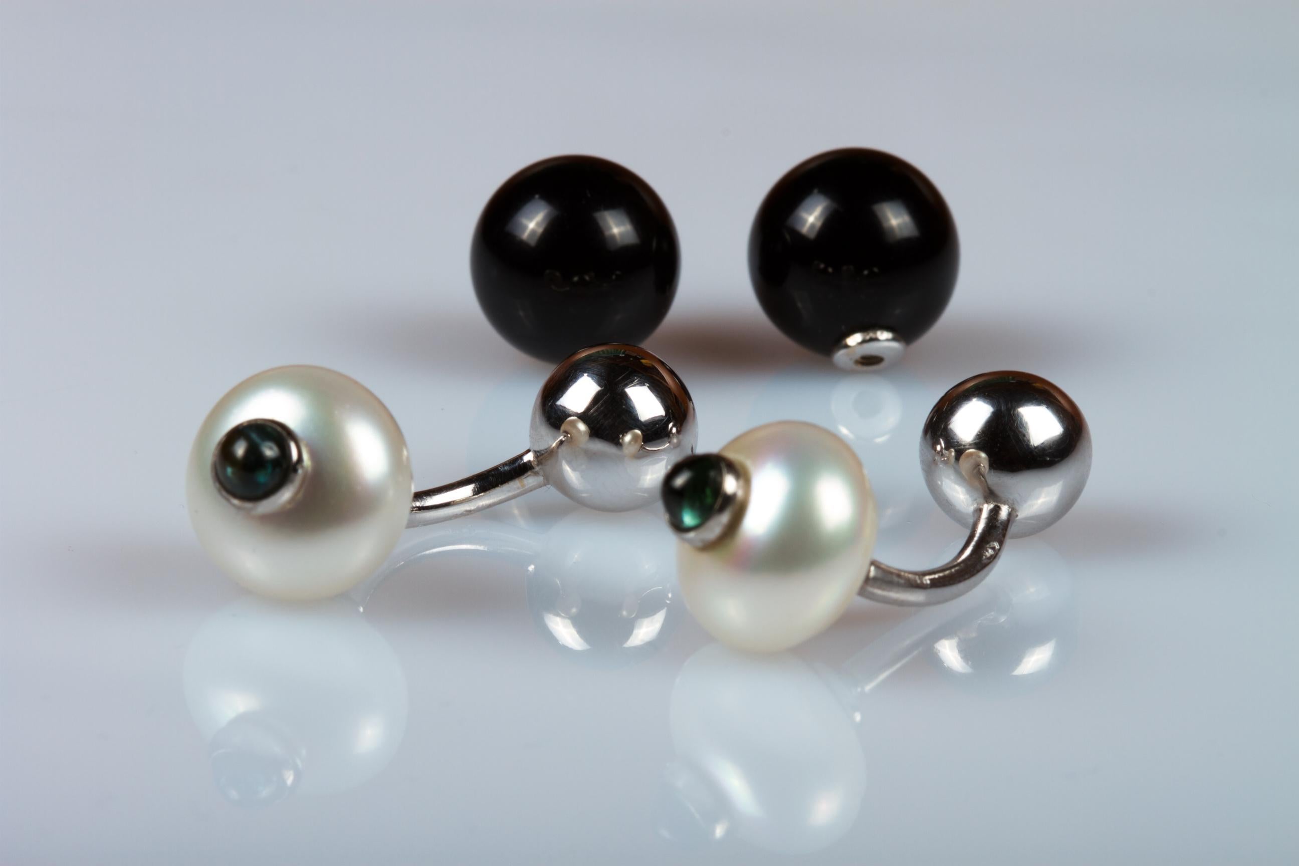 Round Cut Interchangeable White Gold 18k Cufflinks, Pearl and Sapphire, Onyx For Sale