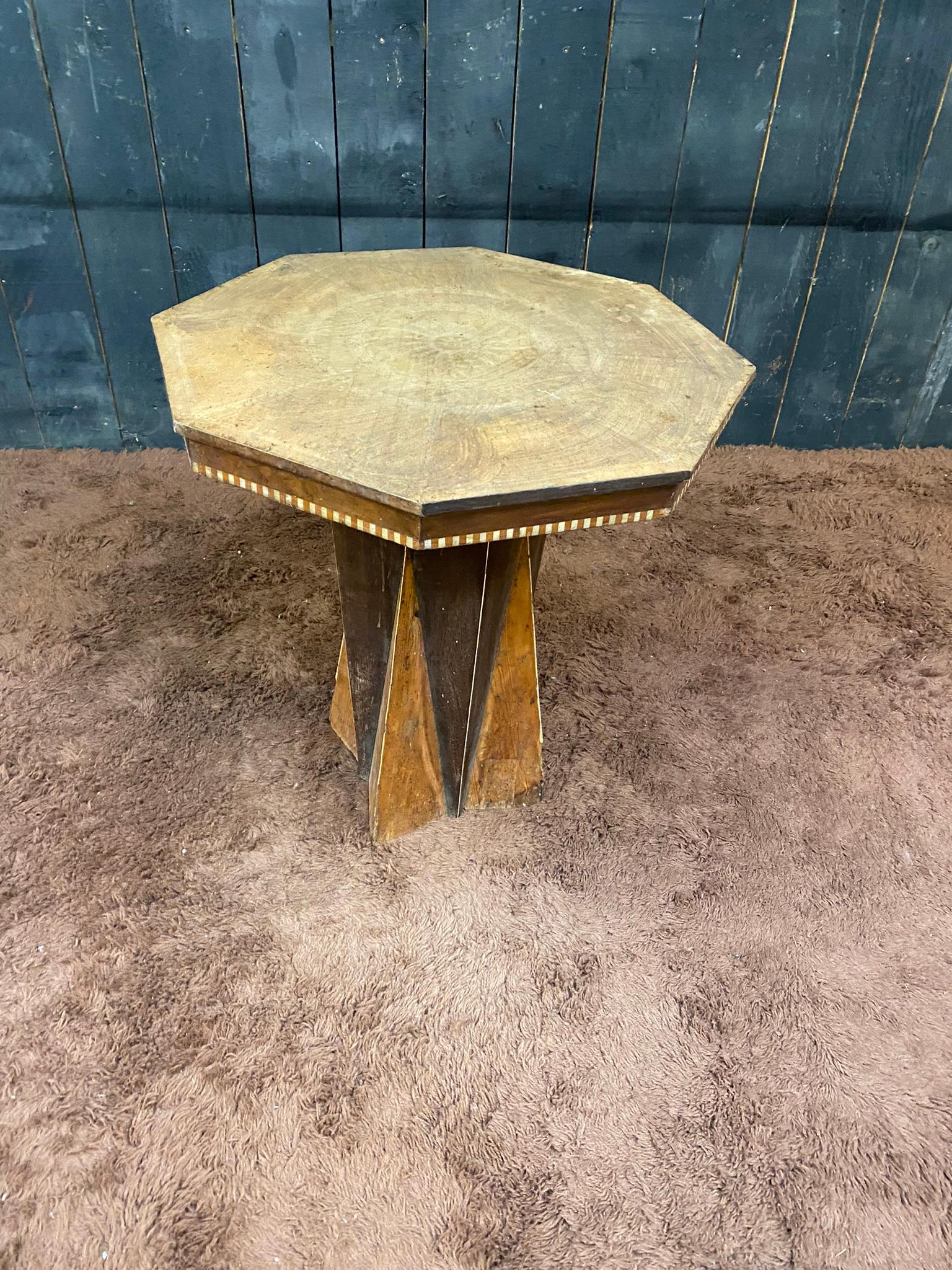 Wood Interesting Art Deco Africanist Pedestal Table, circa 1930 For Sale