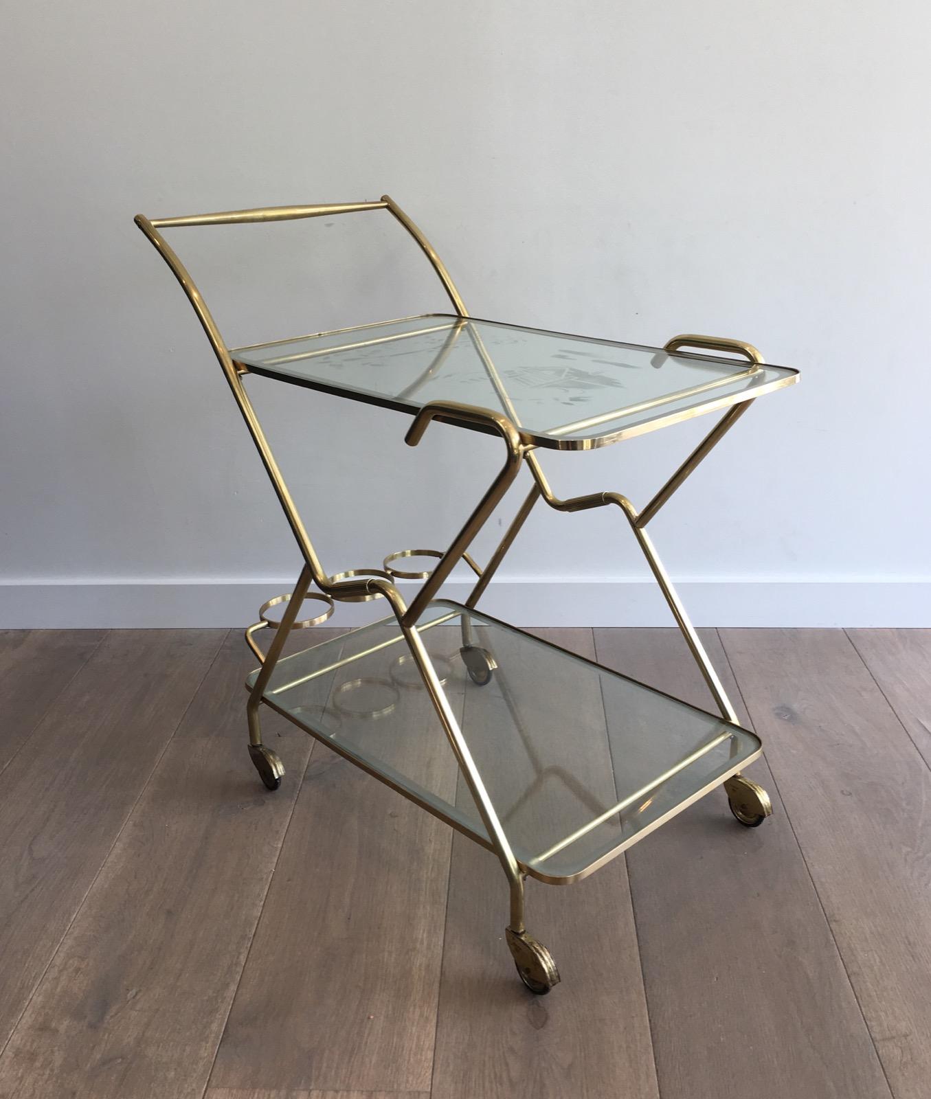 Interesting Italian Design Brass and Engraved Glass Drinks Trolley, circa 1950 For Sale 8