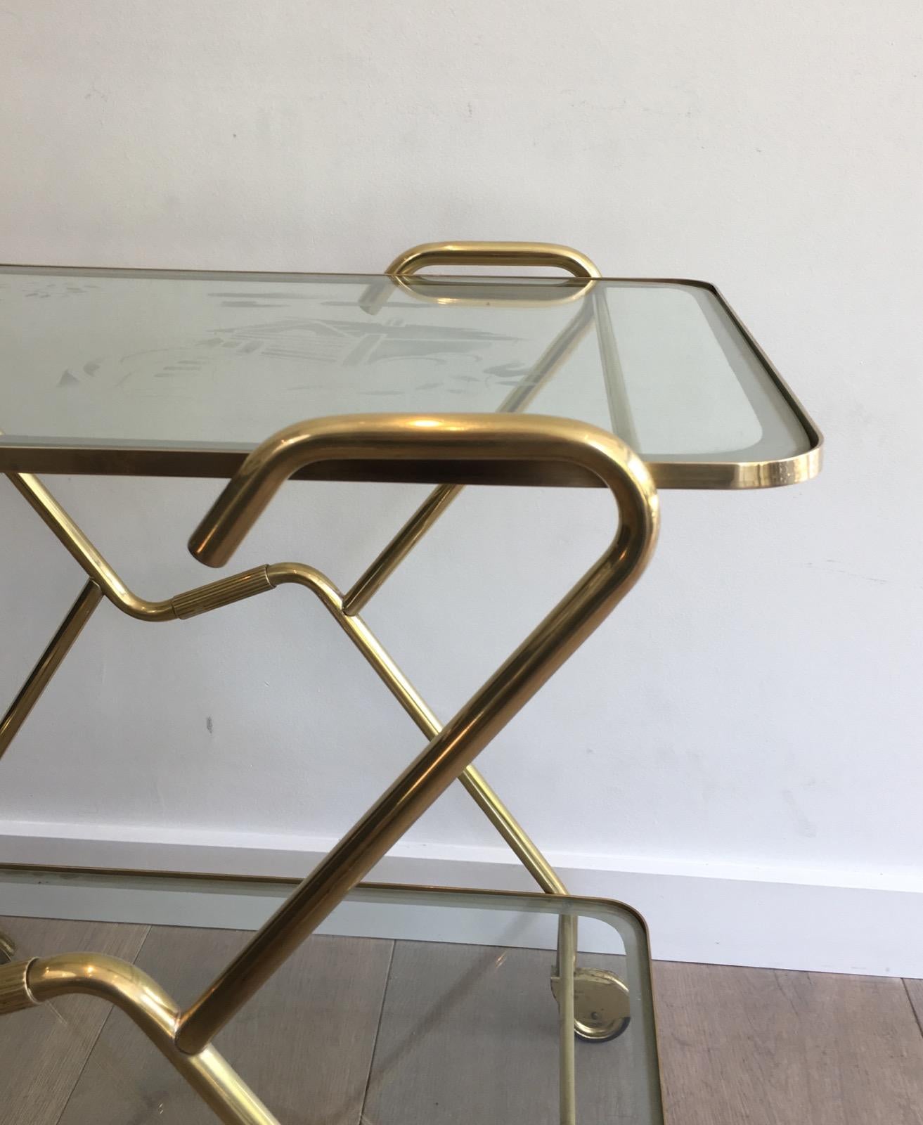 Interesting Italian Design Brass and Engraved Glass Drinks Trolley, circa 1950 For Sale 1