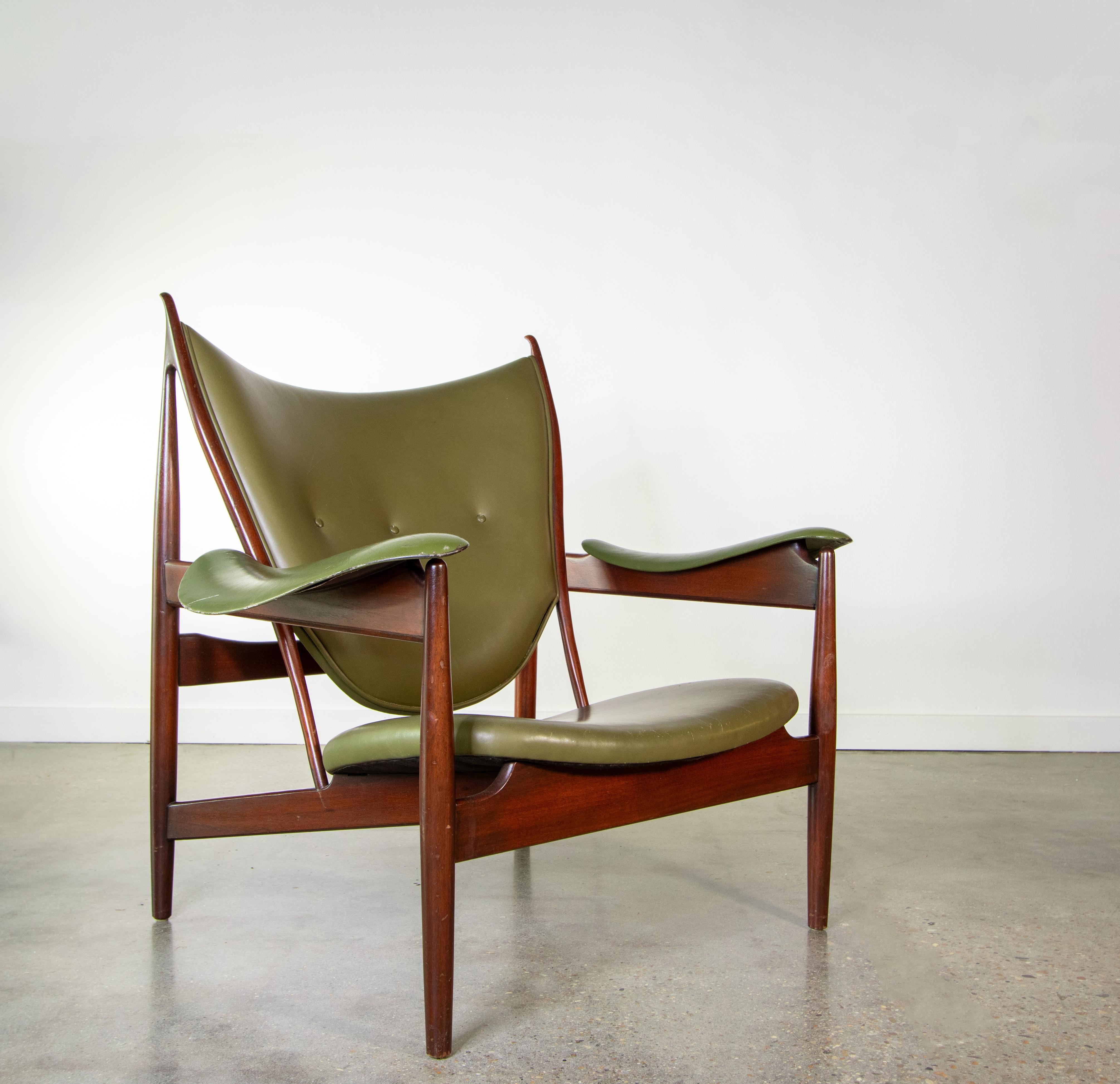 Laiton Chaise de chef de file Interior Crafts pour « Strikture » d'après Finn Juhl, fin des années 1990 en vente