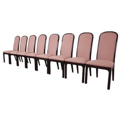 Chaises de salle à manger à haut dossier et tapissées, laquées et noires, Interior Crafts Modern