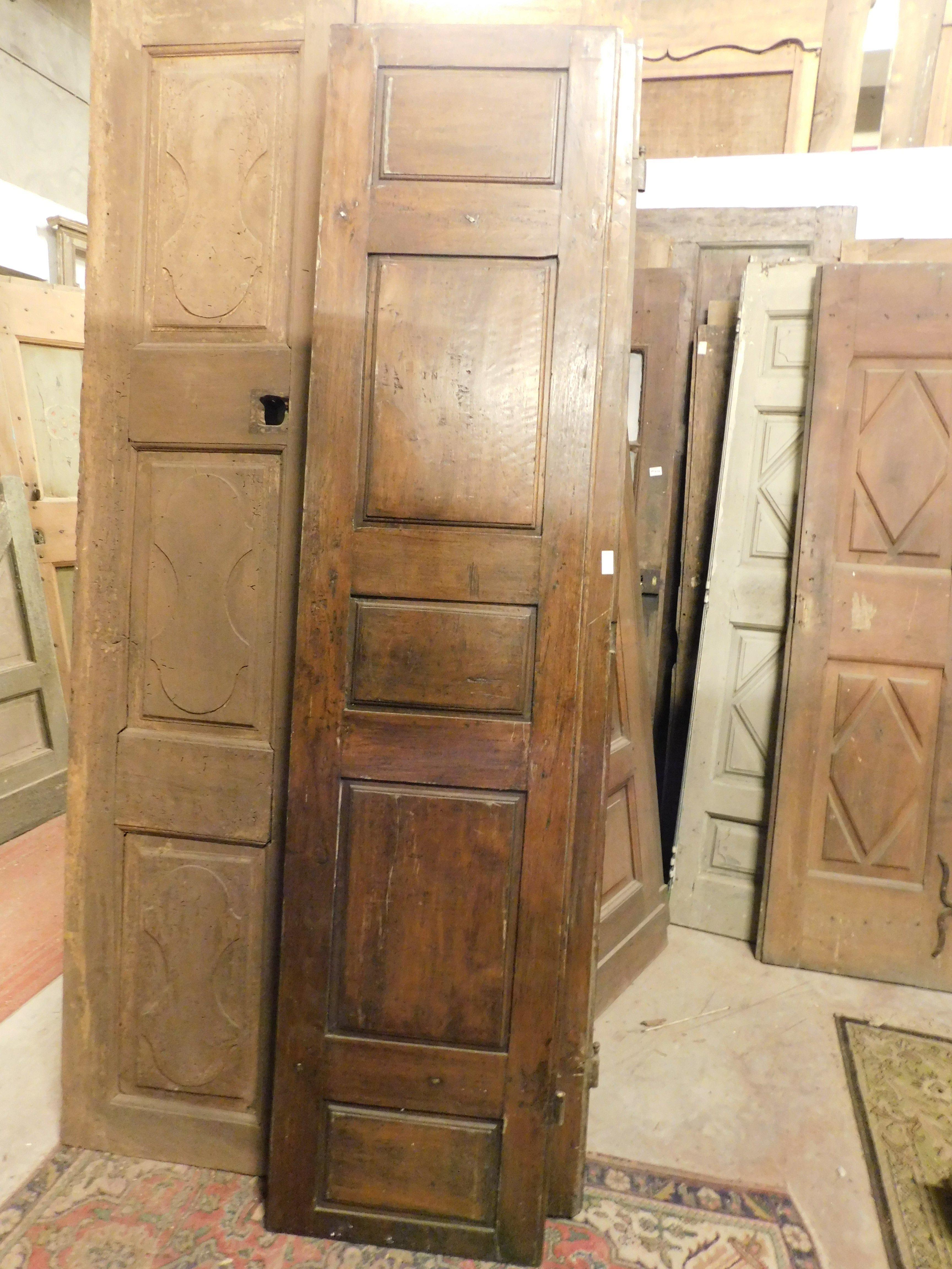 Porte intérieure en Wood Wood, deux vantaux avec panneaux sculptés, Italie en vente 4