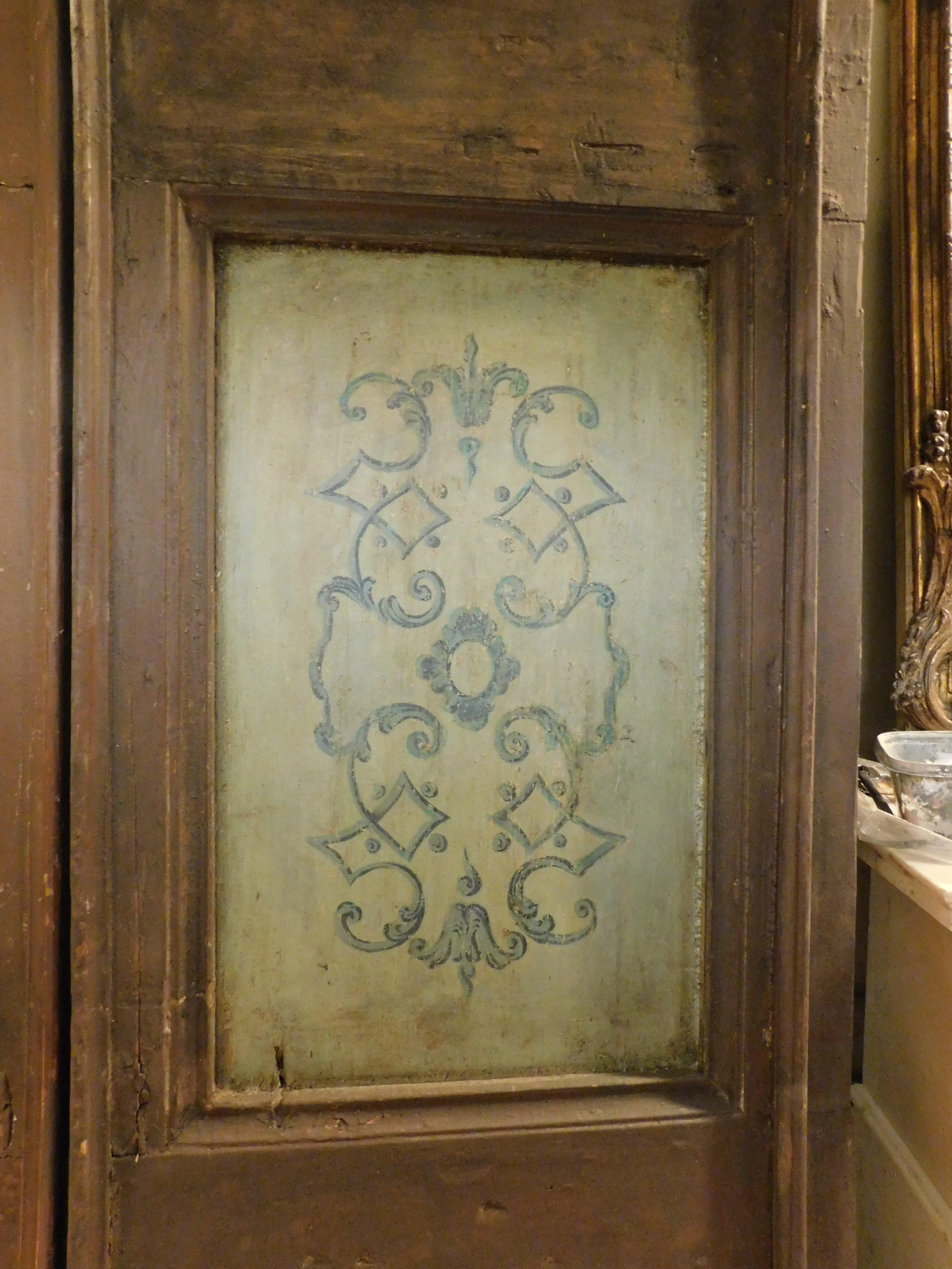 18th Century and Earlier Interior double door, lacquered and painted, Umbria (Italy) For Sale