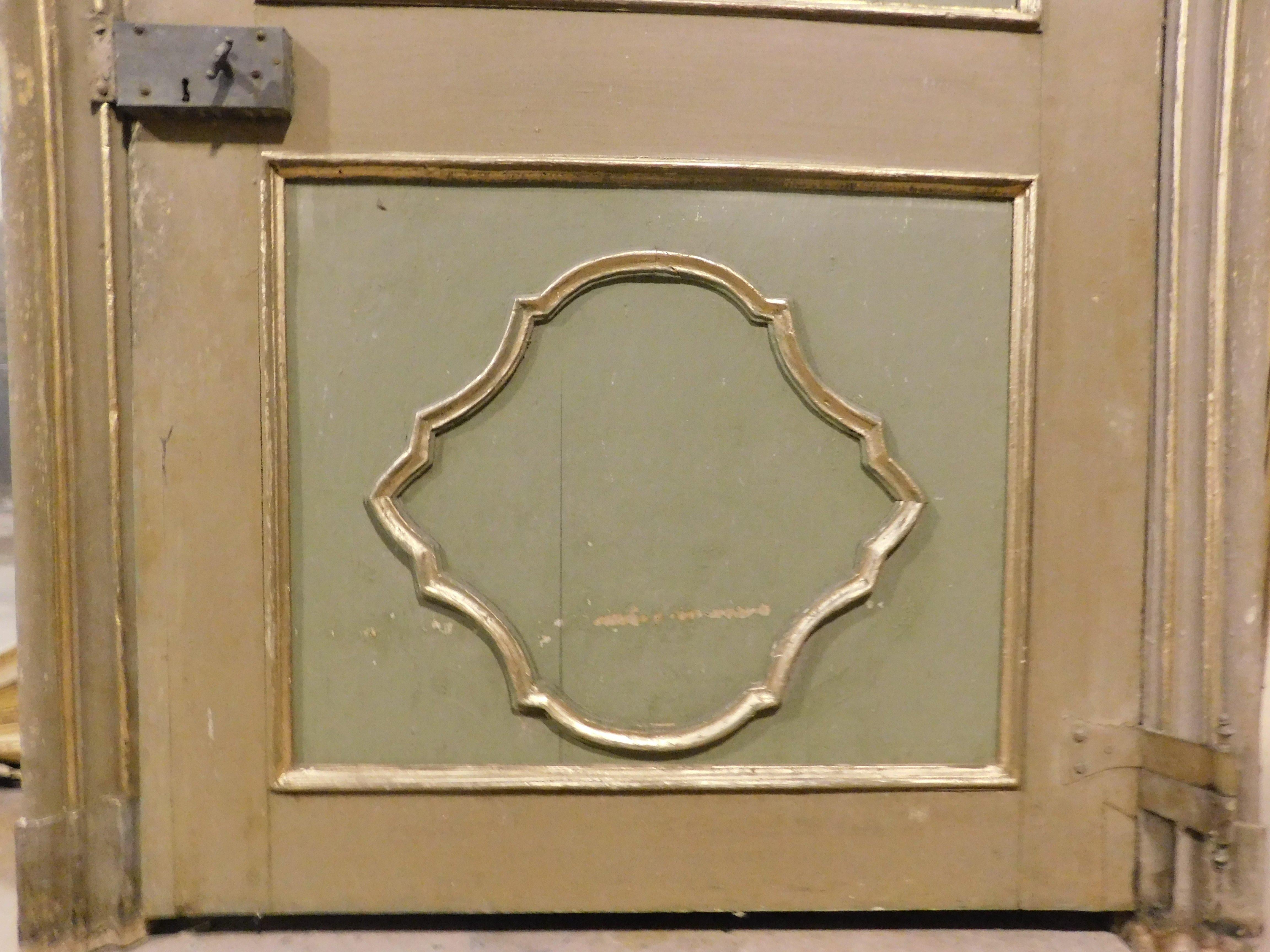 Puerta antigua interior lacada y dorada, de una hoja con marco original, Italia en Bueno estado para la venta en Cuneo, Italy (CN)