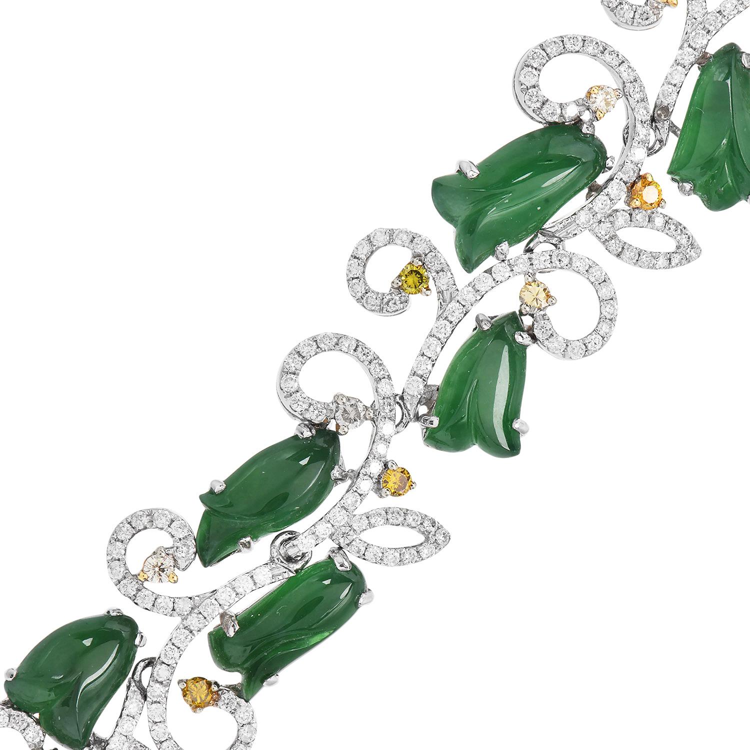 Ineinandergreifendes Diamant-Tulpen-Motiv Jade  18k Breite Gold  Armbänder (Art nouveau)