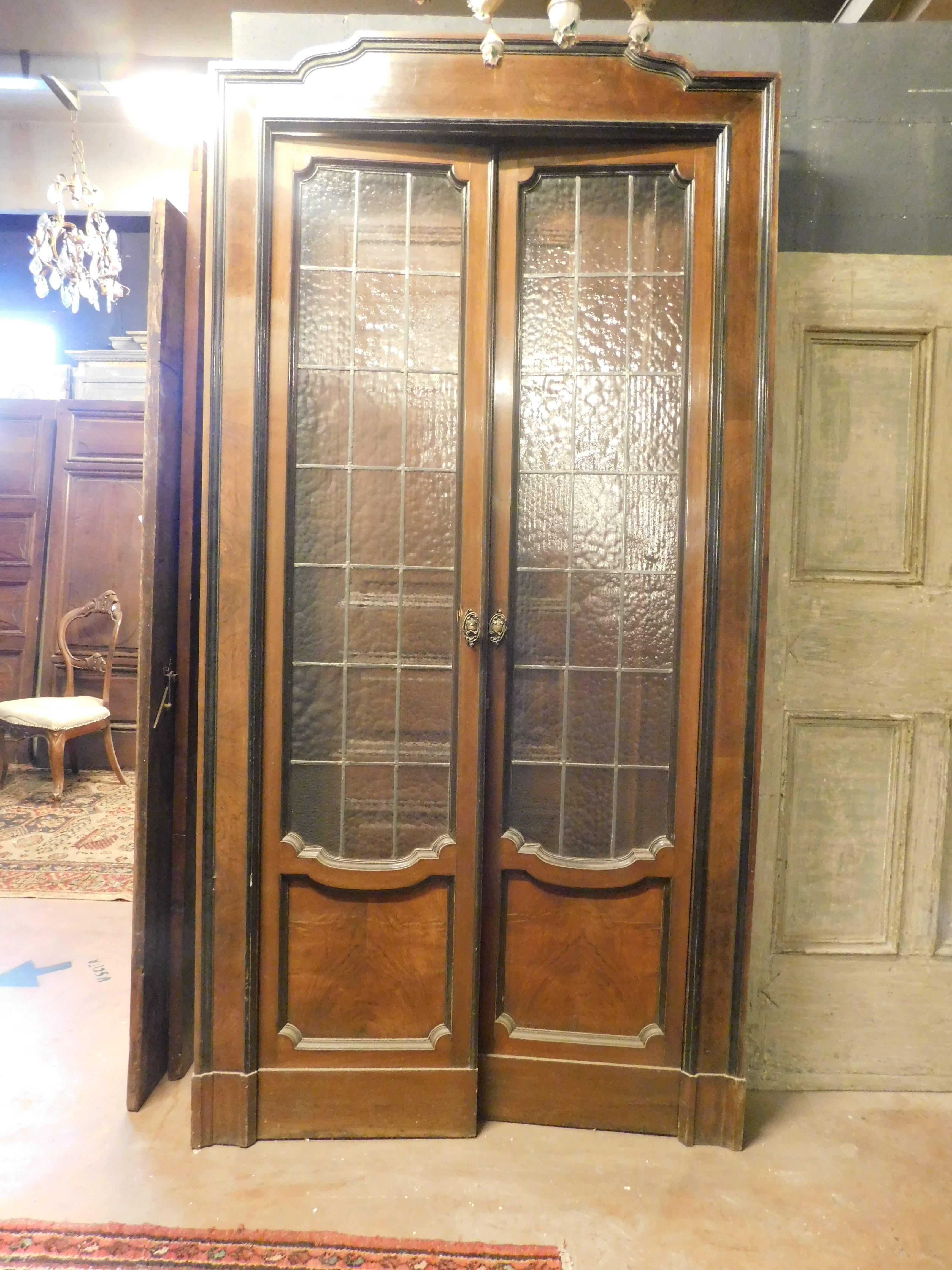 Italian Internal wooden door with two leaves complete with glass and frame, Milan For Sale