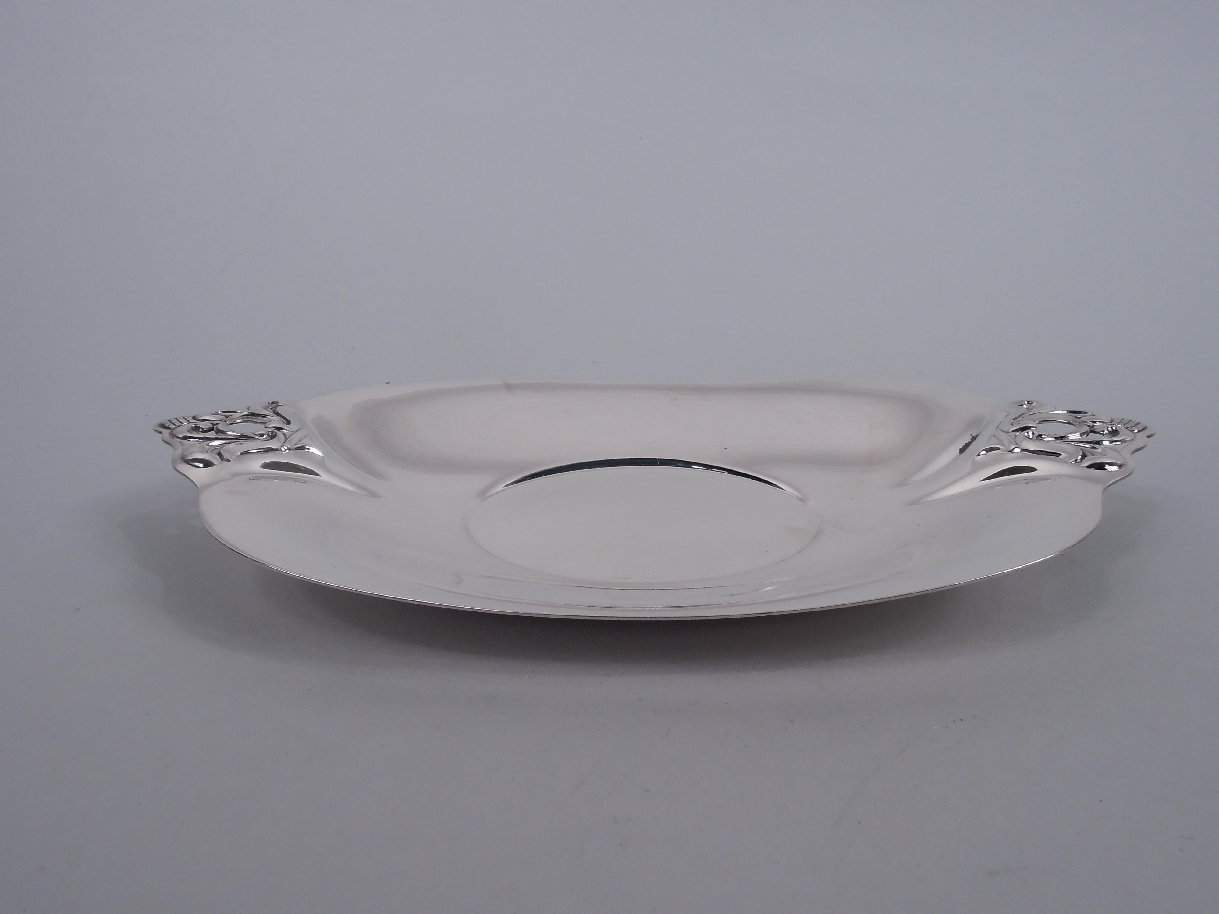 International Royal Danish Sterling Silver Sauce Bowl on Stand For Sale 4