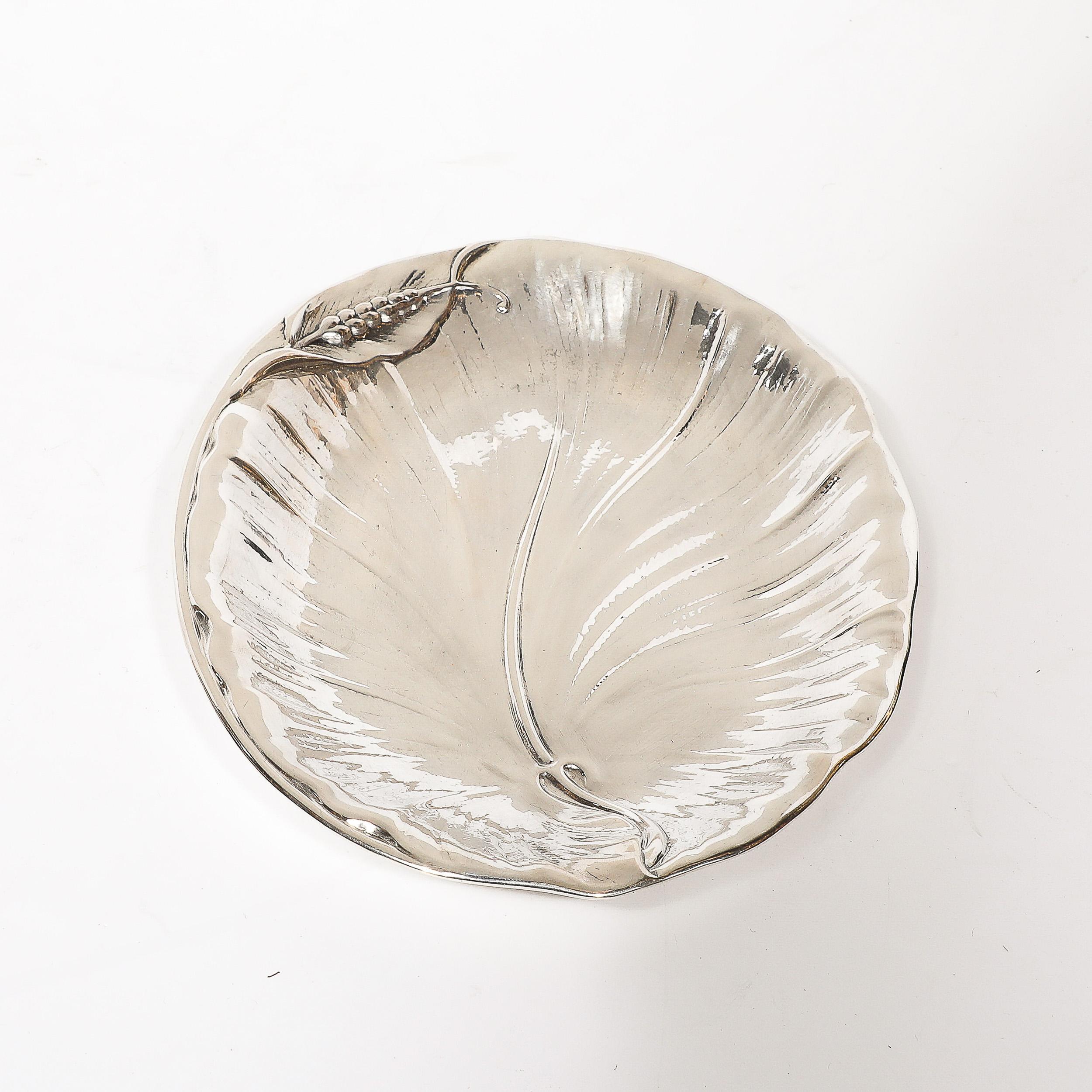International Sterling Silver H251 Repousse Lily Serving Tray For Sale 6