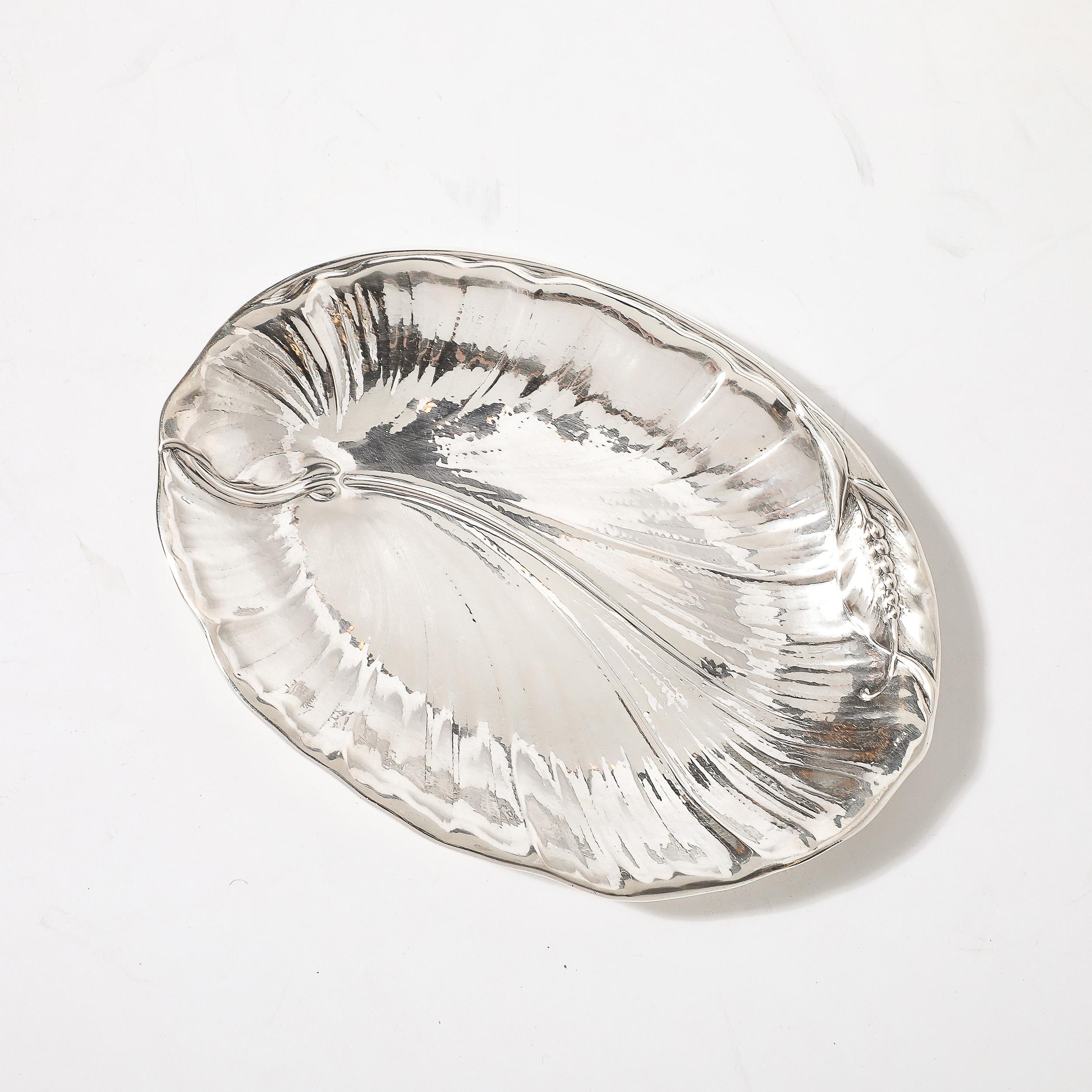 International Sterling Silver H251 Repousse Lily Serving Tray For Sale 11
