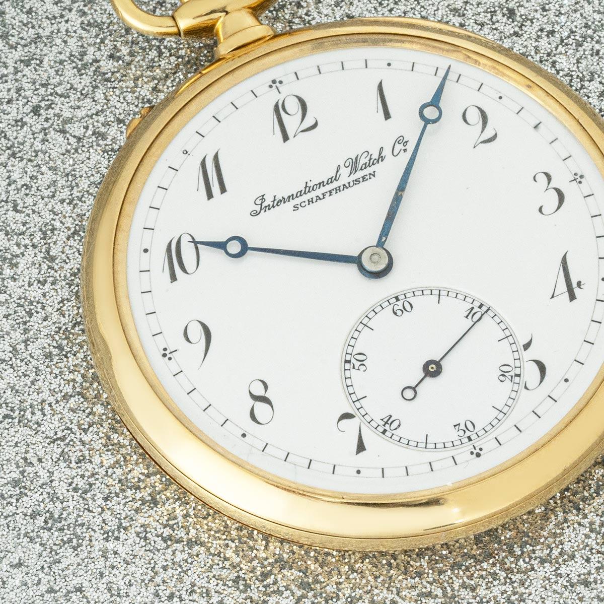 Reloj de bolsillo dorado de esfera abierta International Watch Company S. 1920 en venta 5