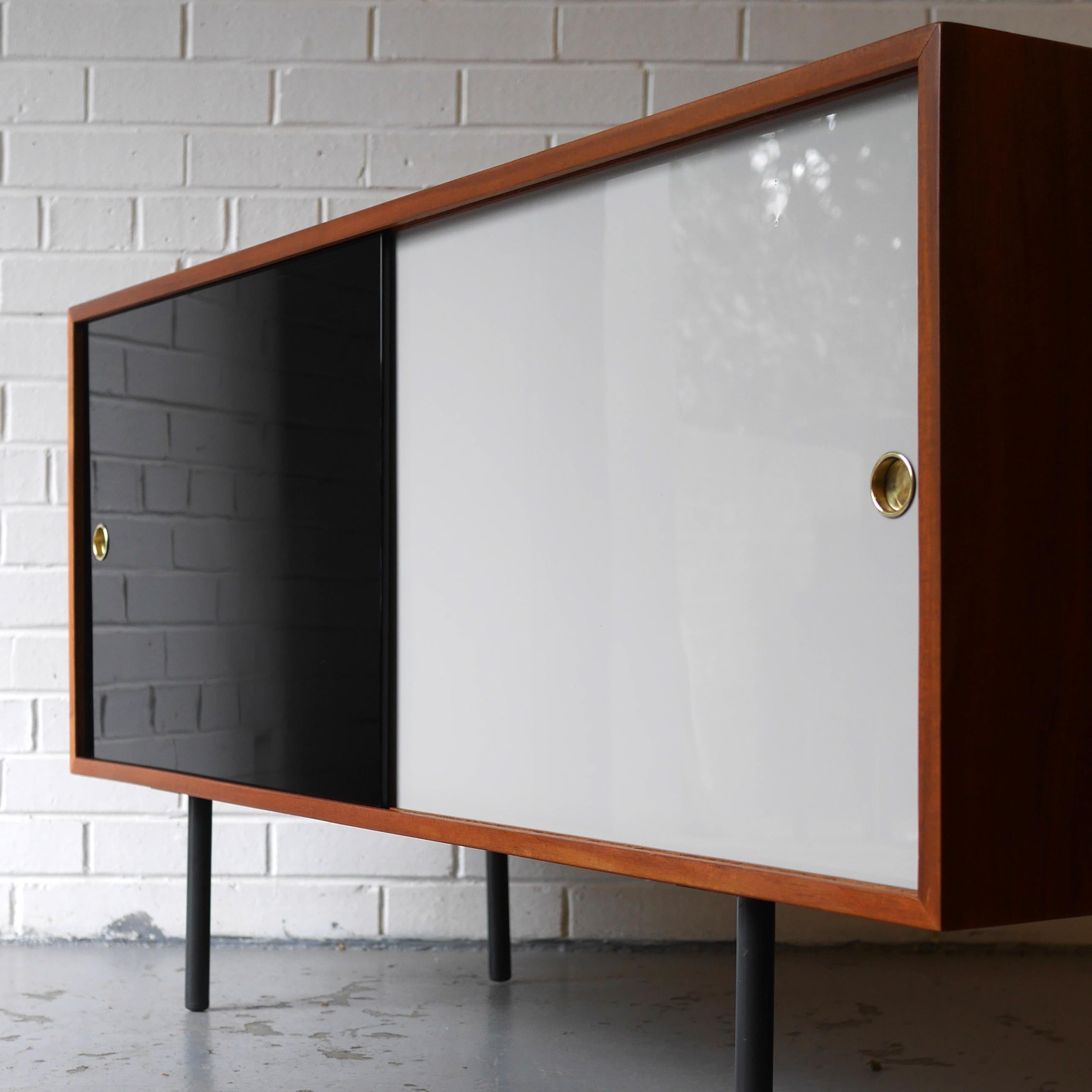 Interplan Sideboard in Mahogany with Glass Doors by Robin Day for Hille 6