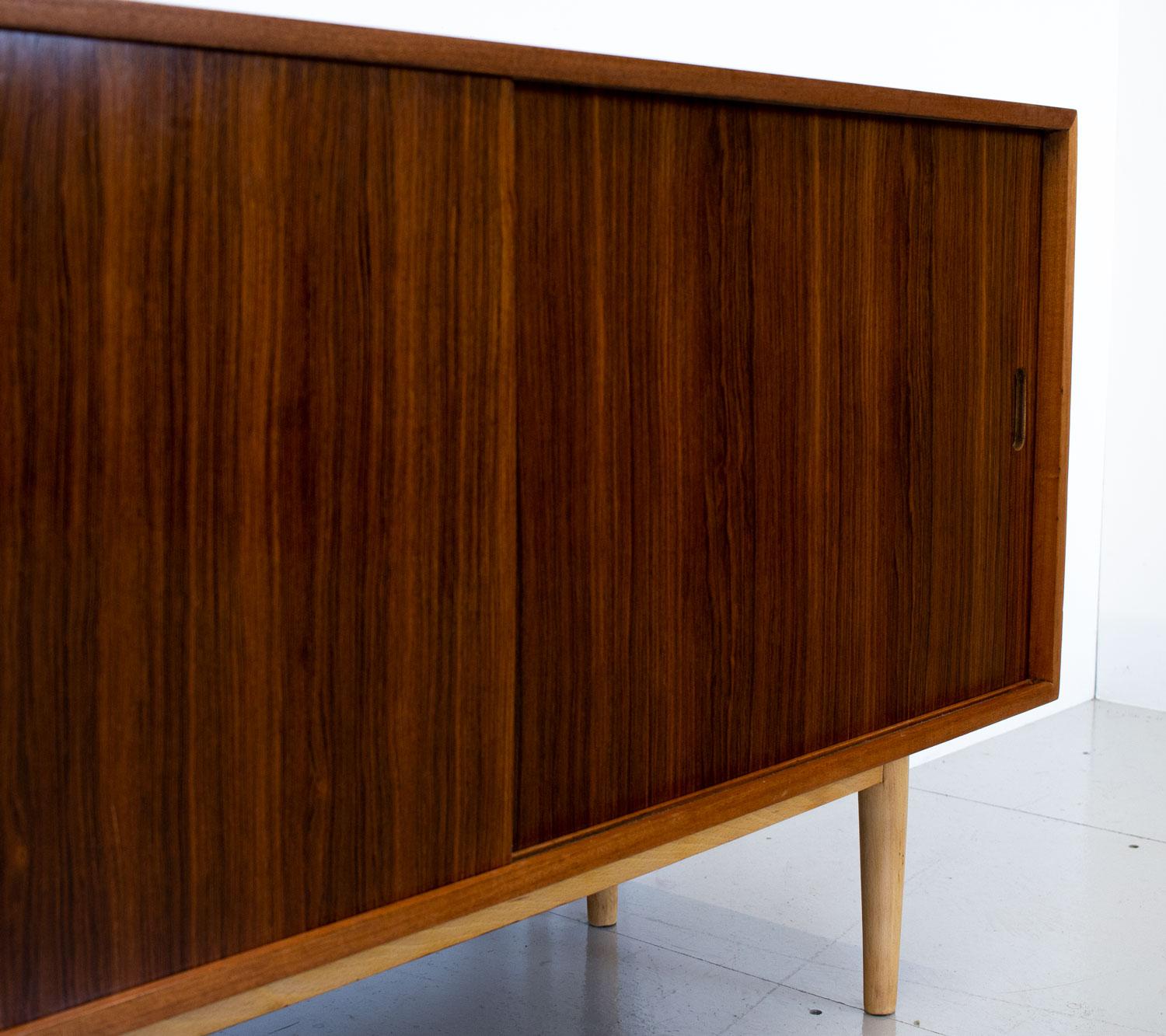 British Interplan Unit 'K' Rosewood Sideboard by Robin Day for Hille, 1950s