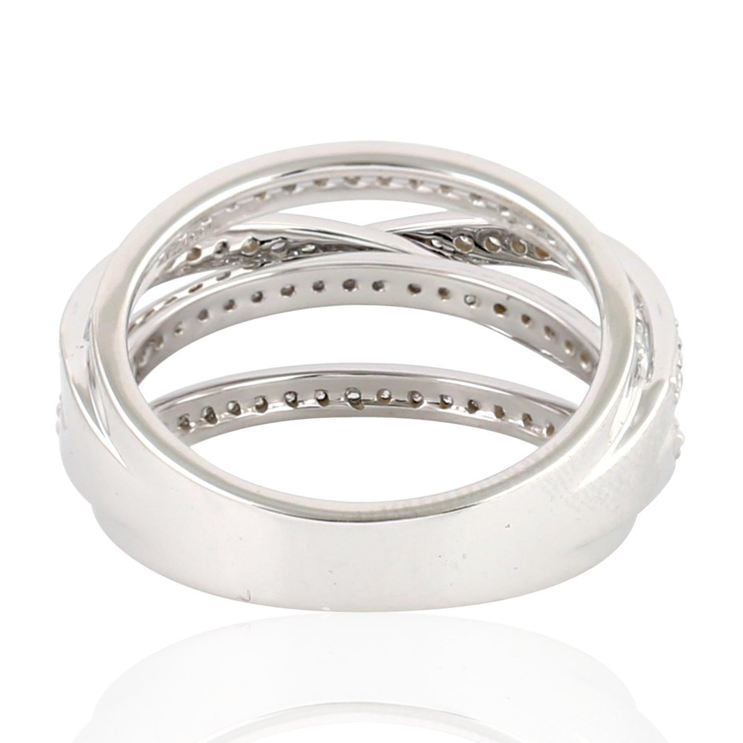 For Sale:  Intertwined 18 Karat Gold Diamond Engagement Ring 3
