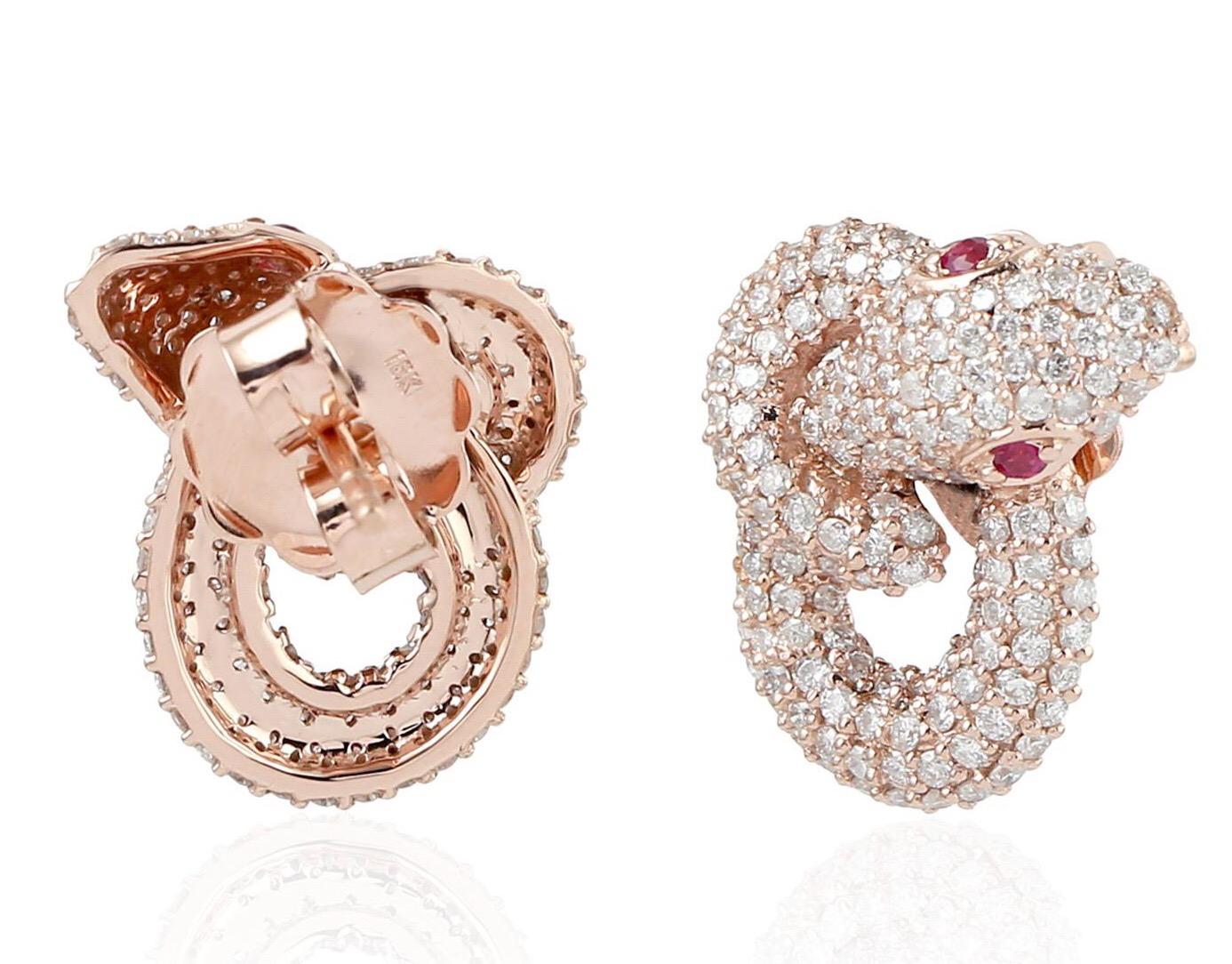 Contemporary Intertwined Snake 18 Karat Ruby Diamond Stud Earrings