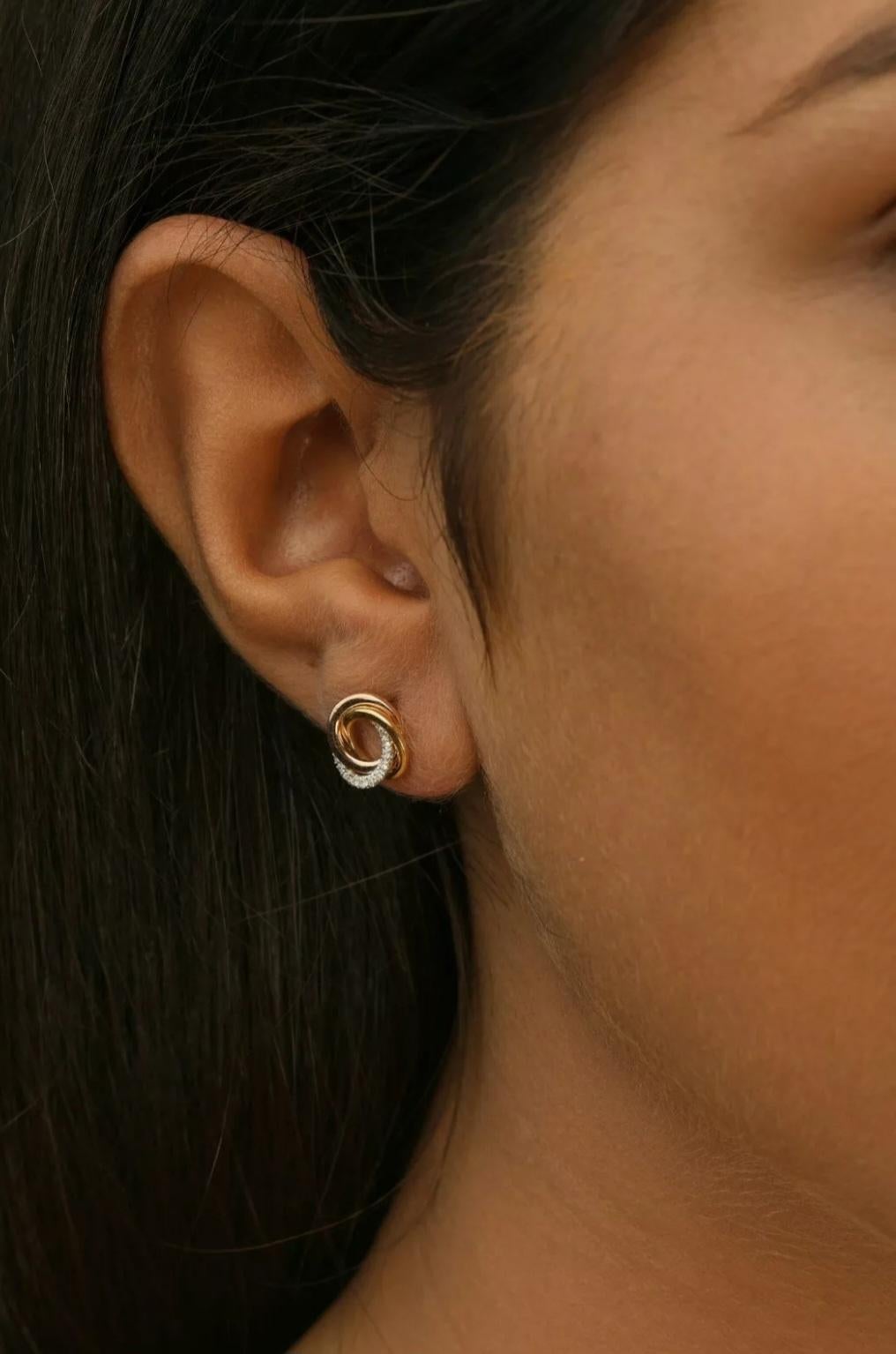 Intertwined Tri-Color Circle Earring 14k Solid Gold Diamond Anniversary Earring. In New Condition For Sale In Chicago, IL
