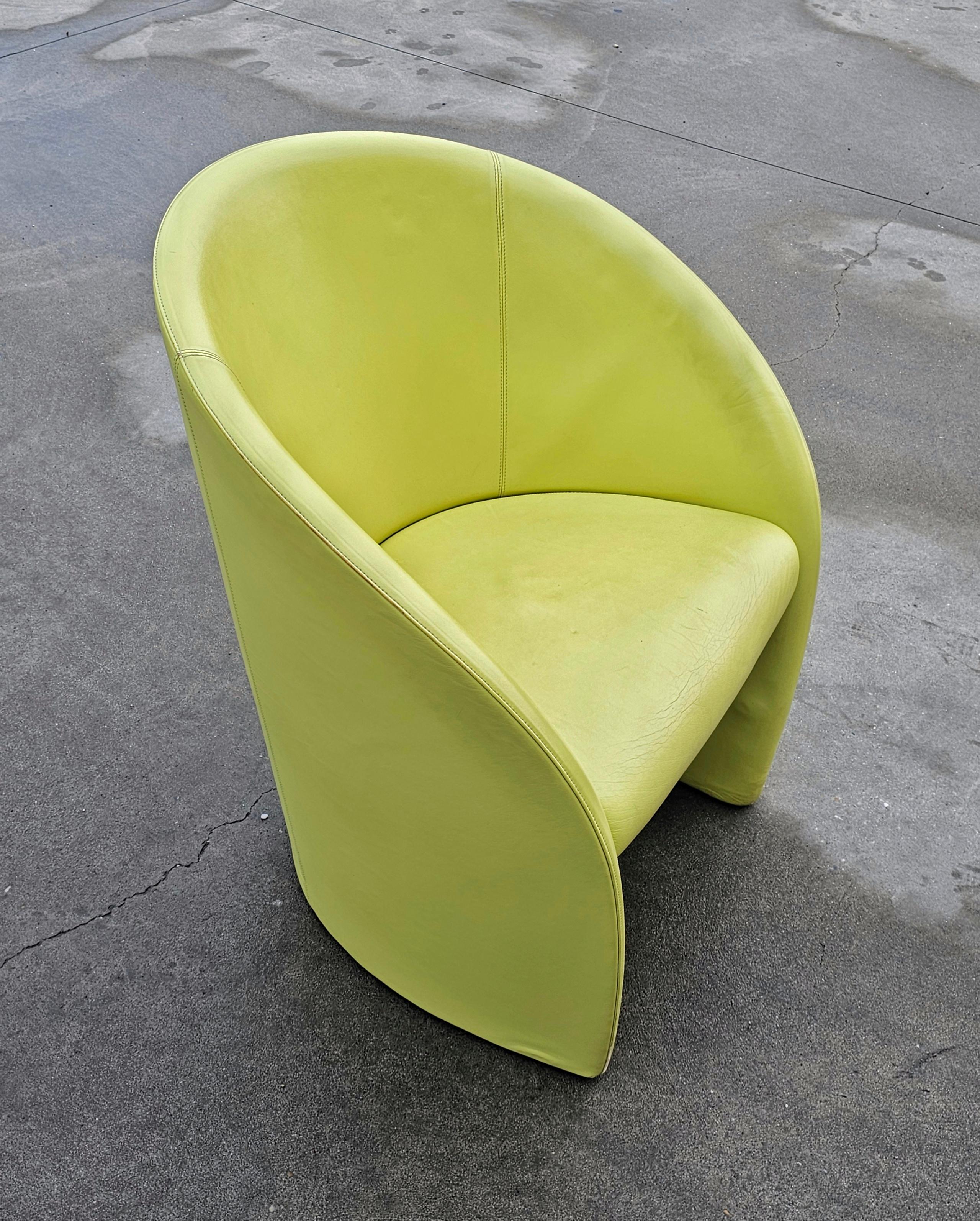 Italian 1 of 5 Intervista Club Chairs by Poltrona Frau in Chartreuse Leather, Italy 1989 For Sale