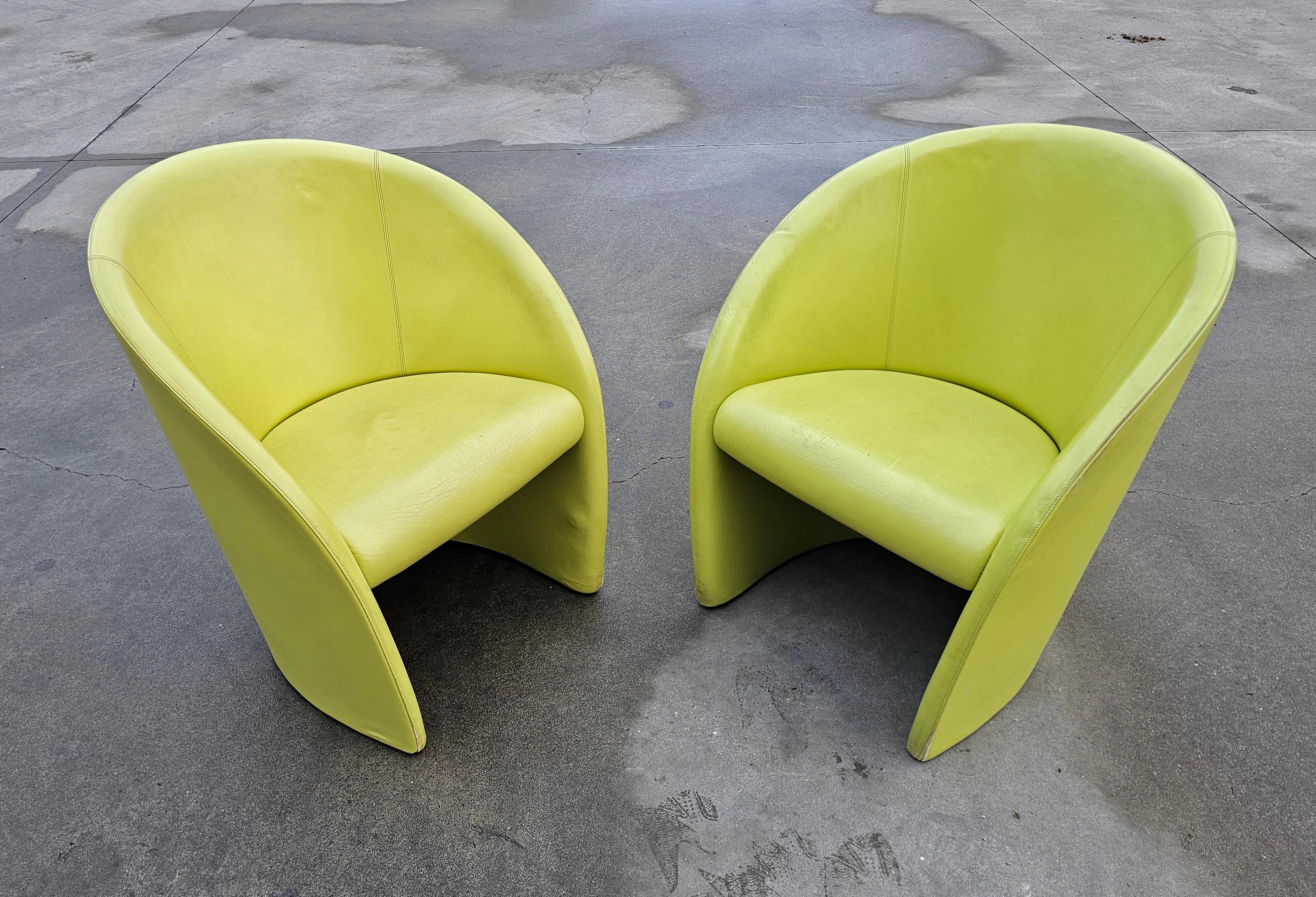 Late 20th Century 1 of 5 Intervista Club Chairs by Poltrona Frau in Chartreuse Leather, Italy 1989 For Sale