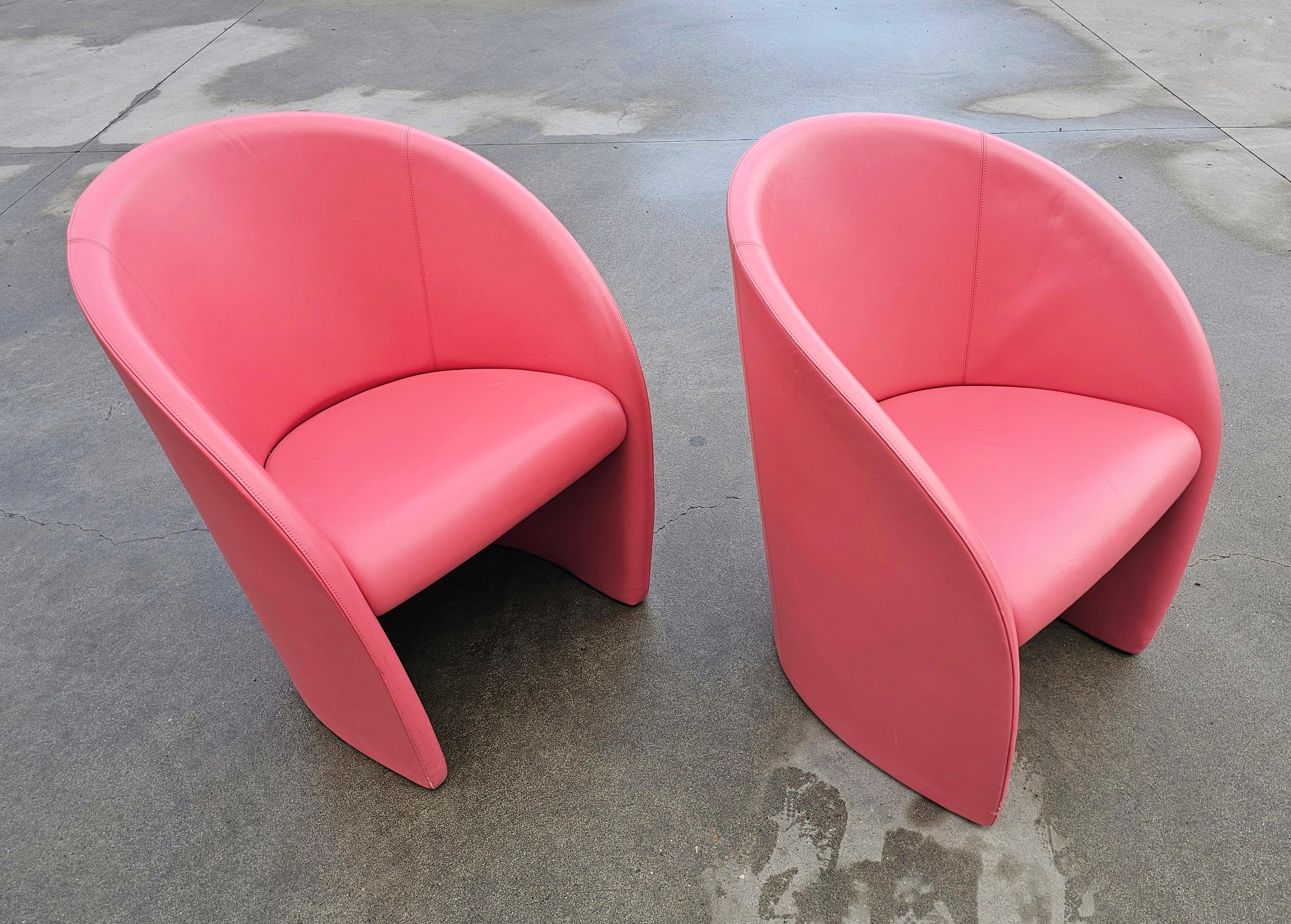 1 des 8 fauteuils club Intervista de Poltrona Frau en cuir rose, Italie 1989 en vente 3