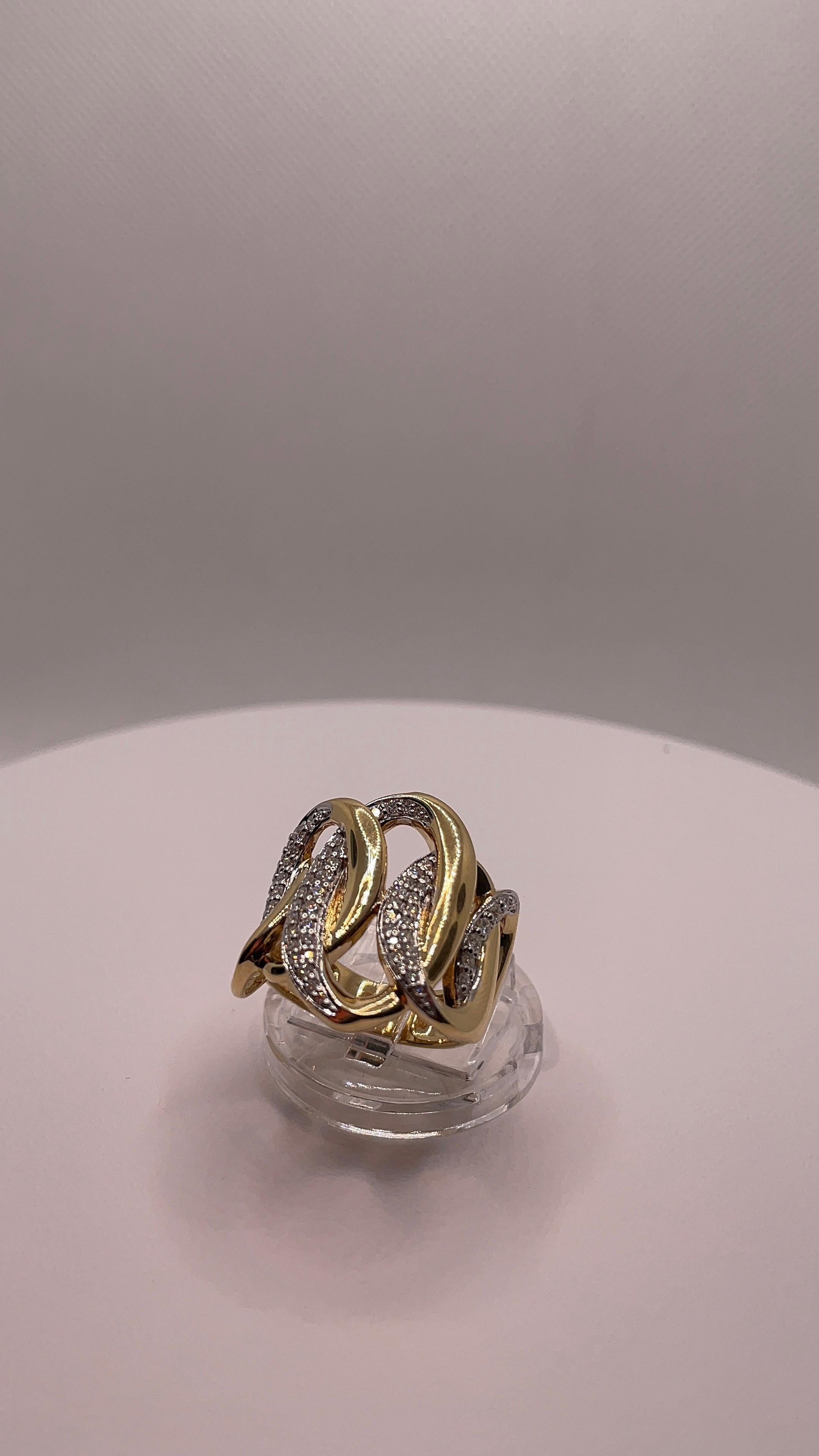 Verwobener Diamantring aus 18K Gelbgold (Rundschliff) im Angebot