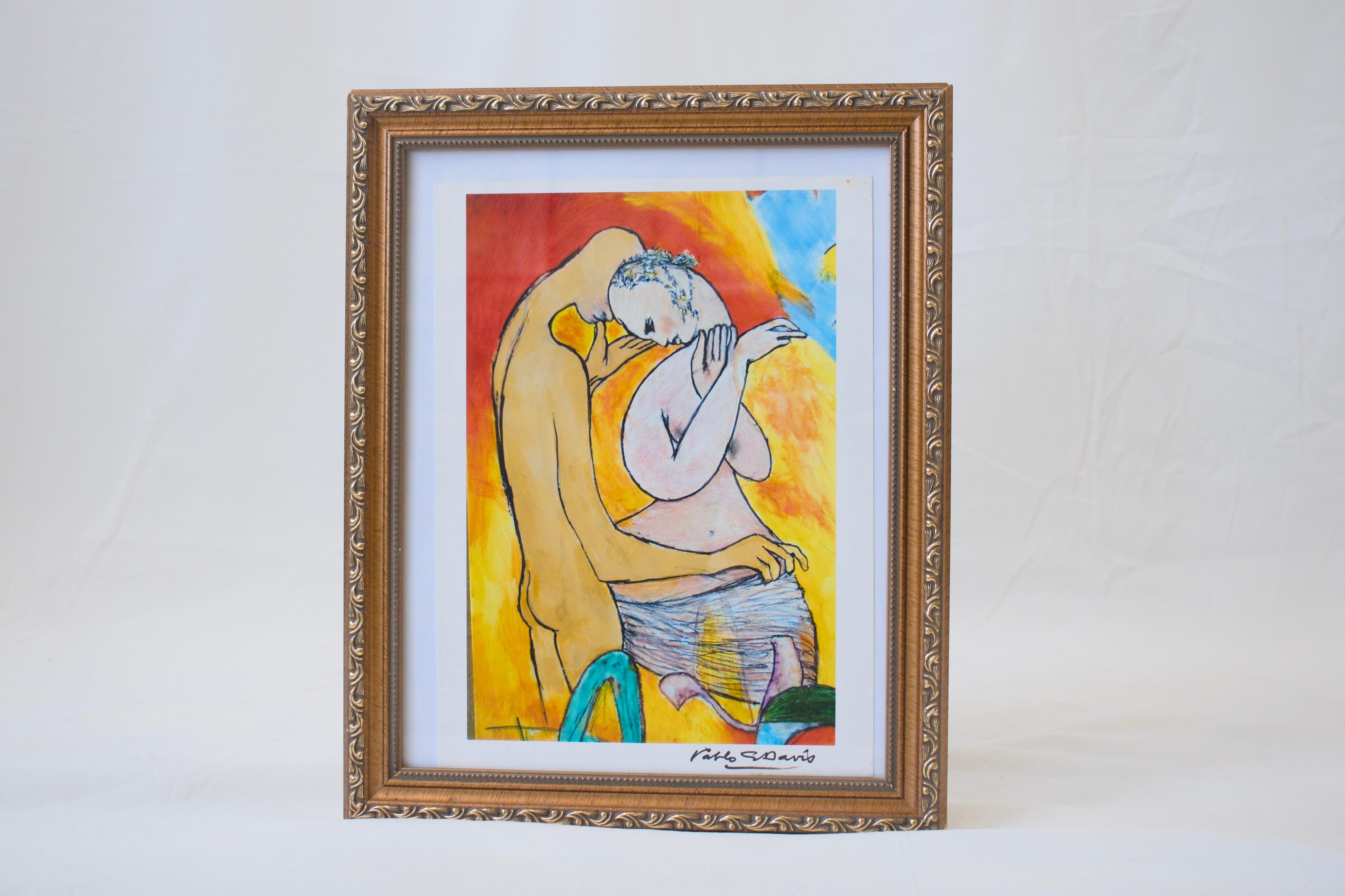 Pablo S. Davis cattura un abbraccio intimo con contorni audaci e tonalità calde come il sole, incanalando l'energia dei muralisti in una vignetta grafica e modernista. Le figure, una protesa e l'altra contemplativa, sono distillate in forme