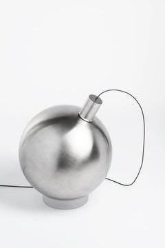 Fenómenos íntimos, lámpara de mesa Big Bang by Secondome Edizioni