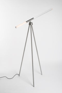 Fenómenos íntimos, Lámpara de pie Televisión by Secondome Edizioni