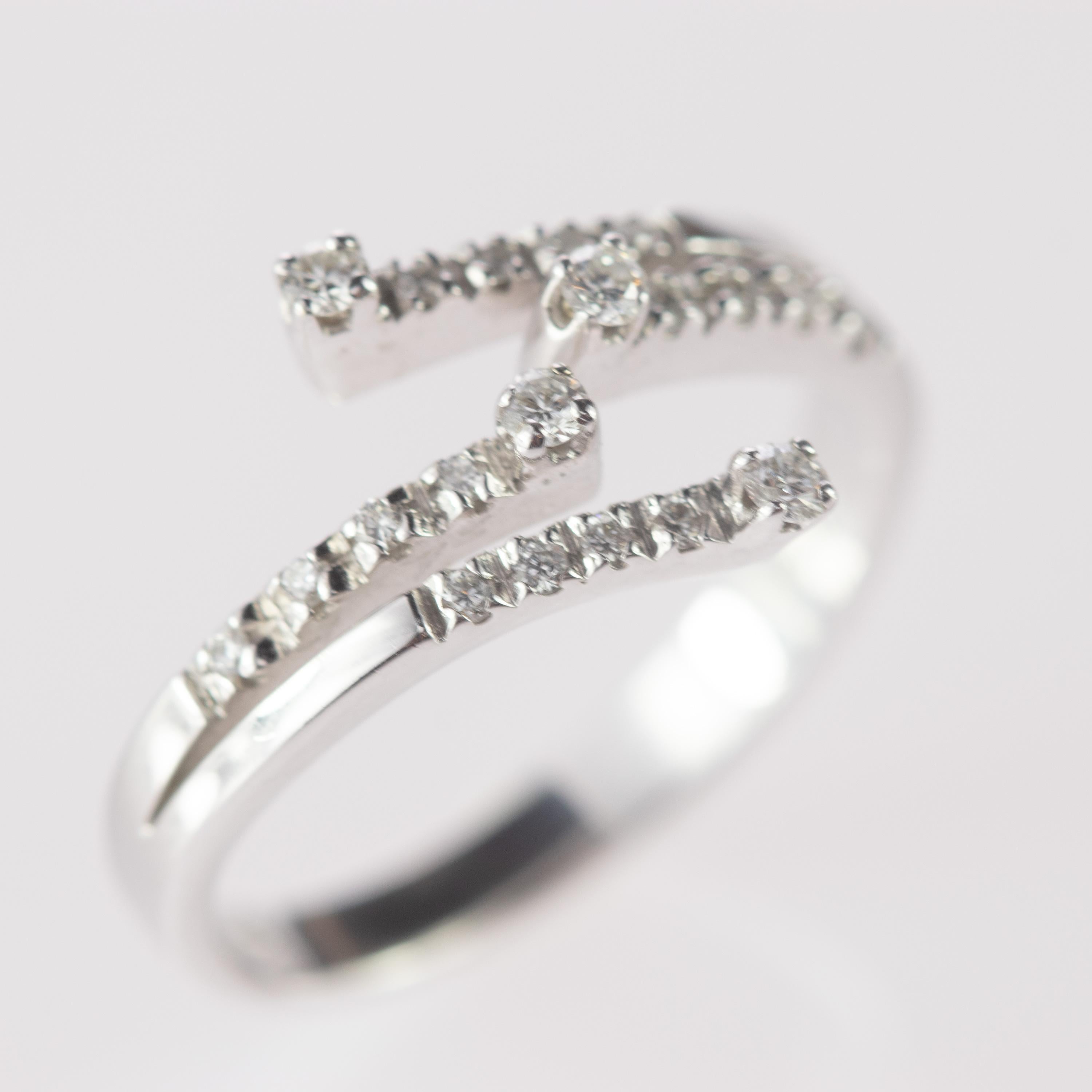 Women's Intini Jewels 0.25 Carat Diamond Brilliant 18 Karat Gold Bypass Spiral Ring
