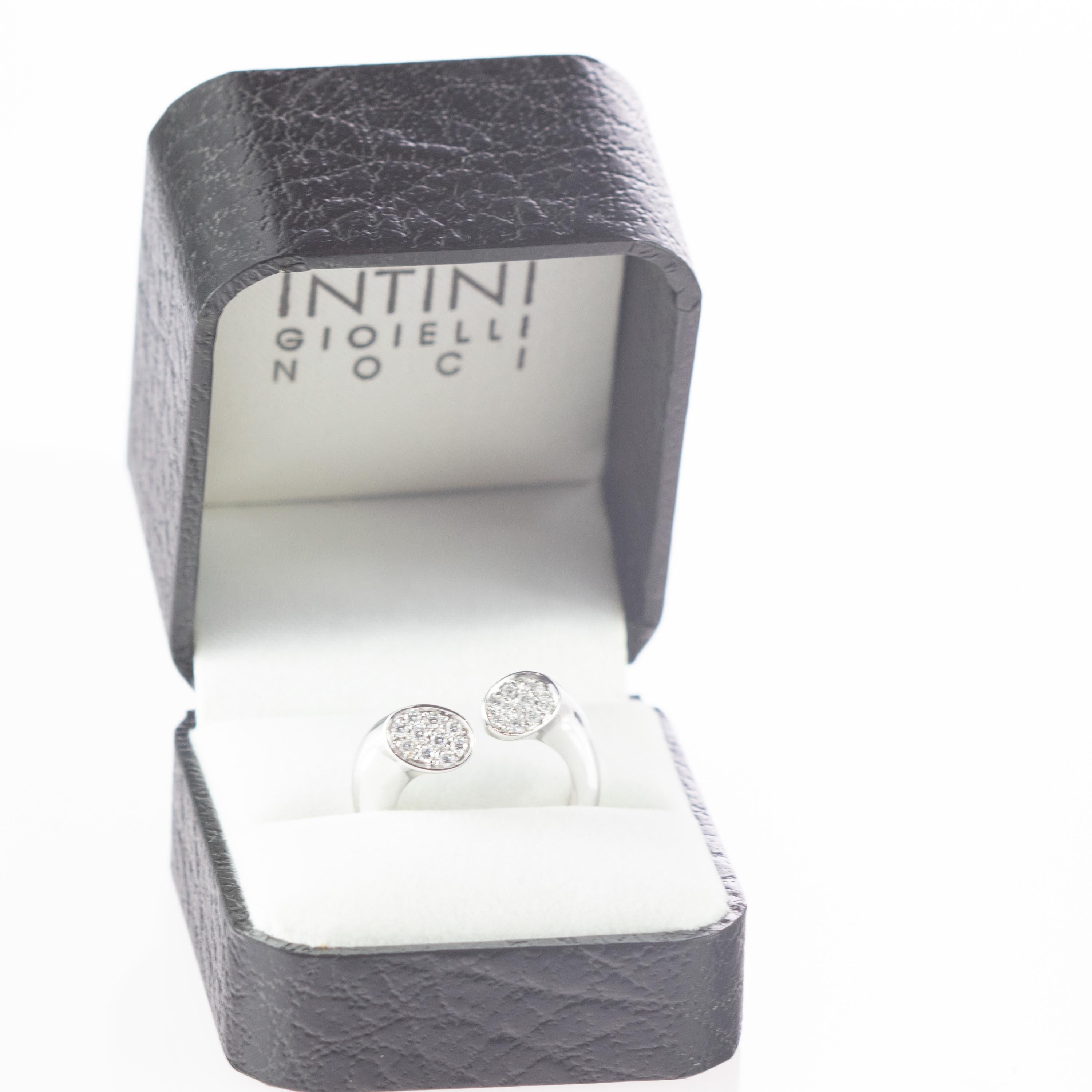 18 Karat Weißgold Bypass-Ring mit 0,29 Karat rundem Diamanten vontini Jewels im Angebot 6