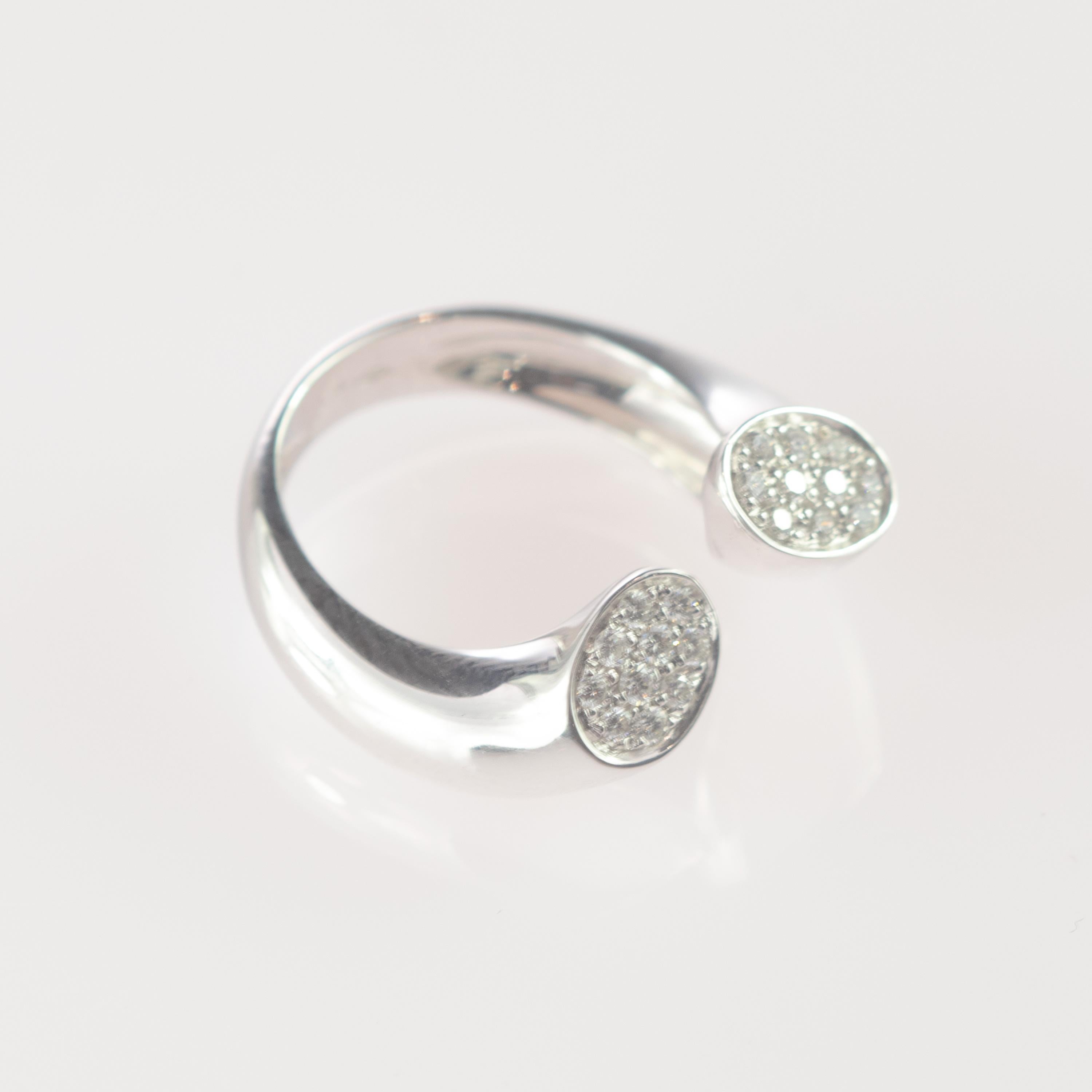 18 Karat Weißgold Bypass-Ring mit 0,29 Karat rundem Diamanten vontini Jewels im Angebot 3