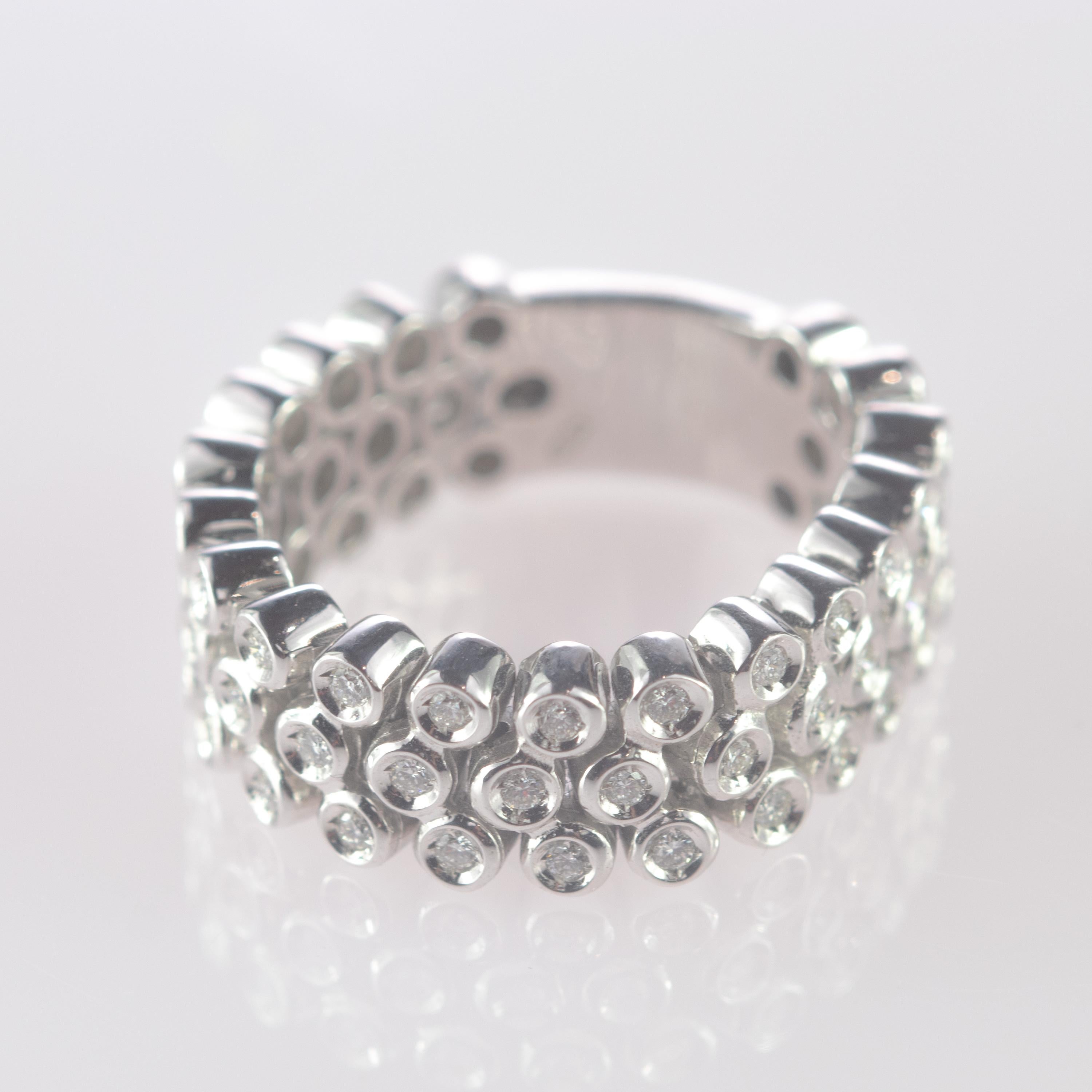 Brilliant Cut Intini Jewels 0.85 Carat Natural Diamond 18 Karat White Gold Flexible Band Ring For Sale