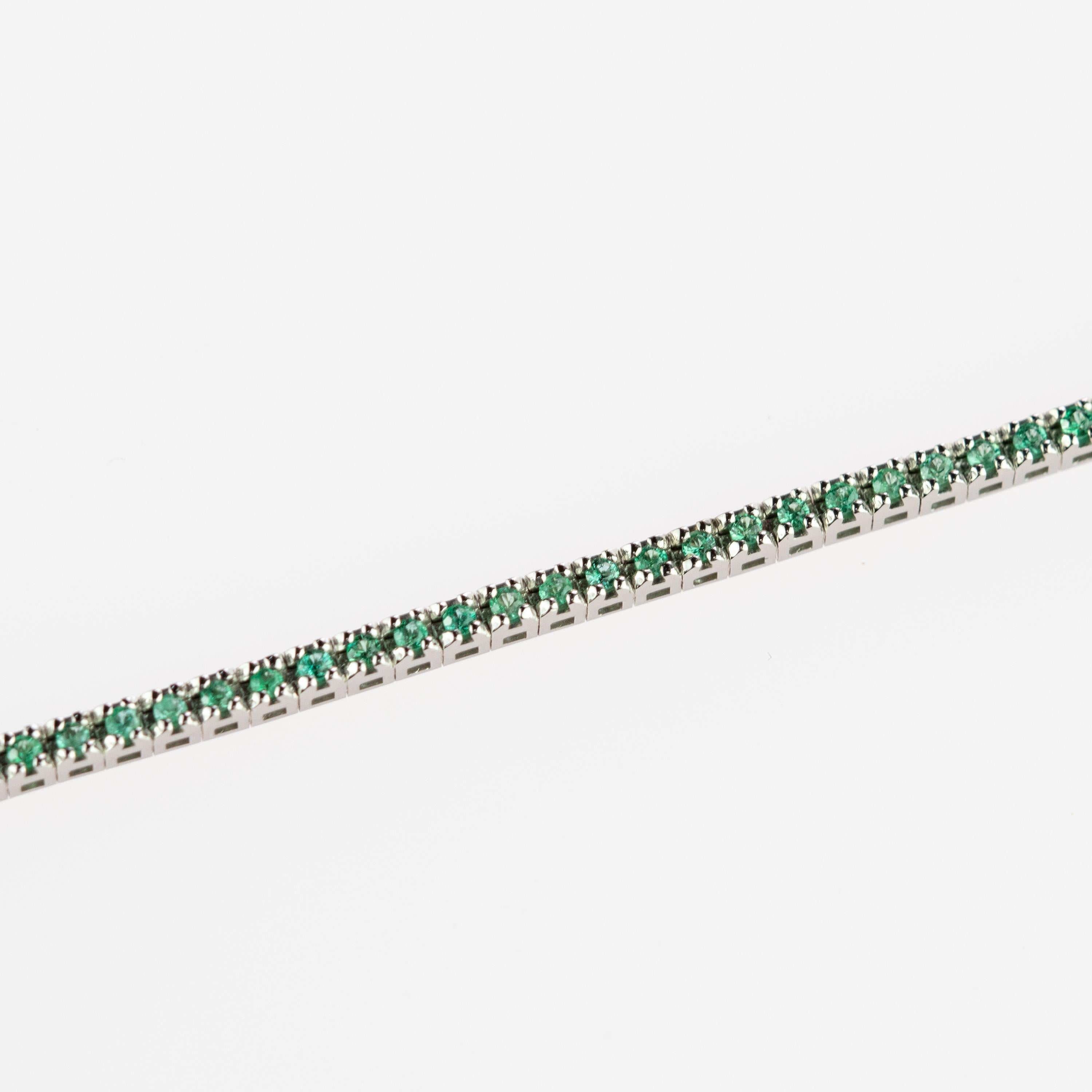 Intini Jewels 1.3 Carat Emeralds Cut 18 Carat White Gold Woven Tennis Bracelet For Sale 5