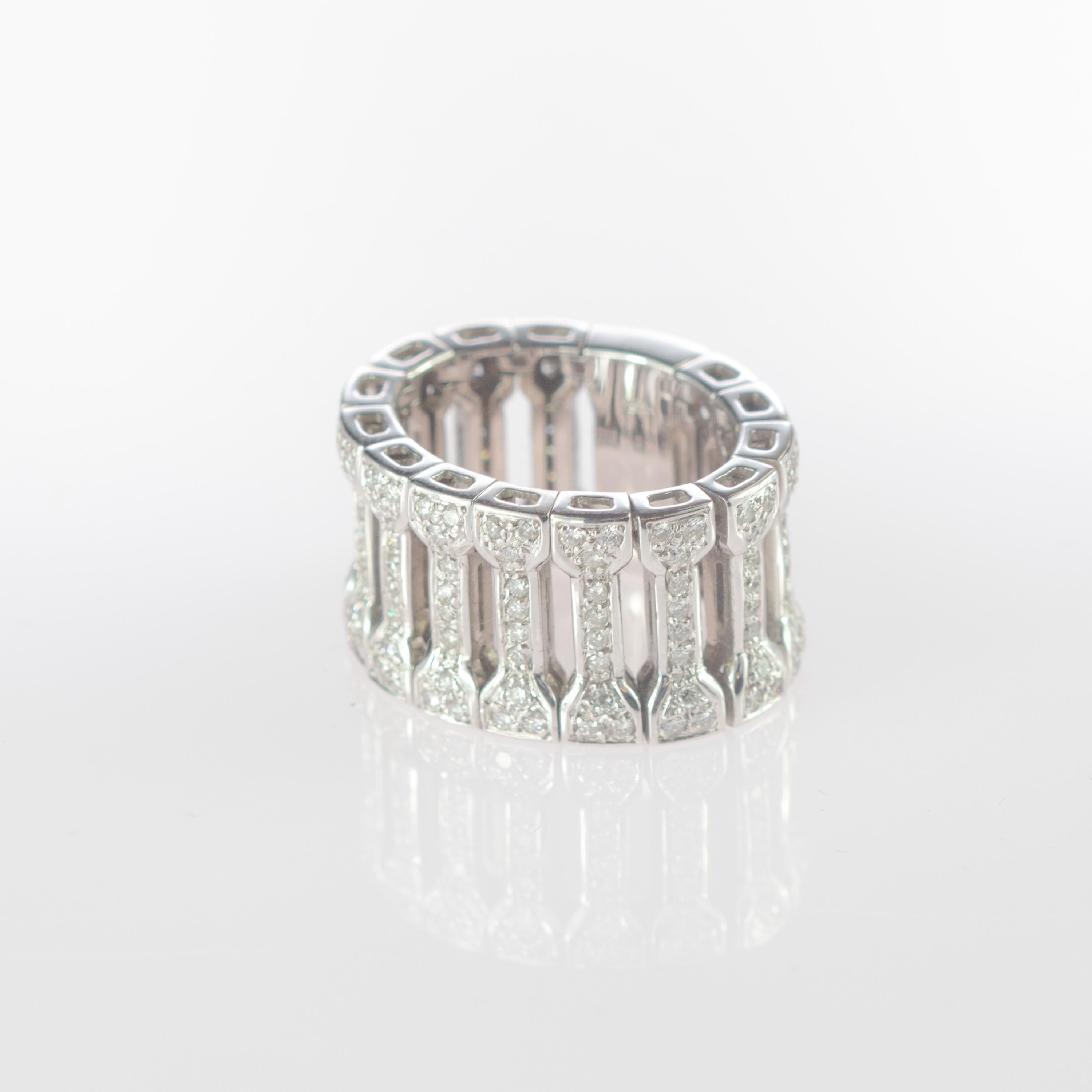 Taille brillant Intini Jewels, bague jonc flexible en or blanc 18 carats avec diamants naturels de 1,30 carat en vente