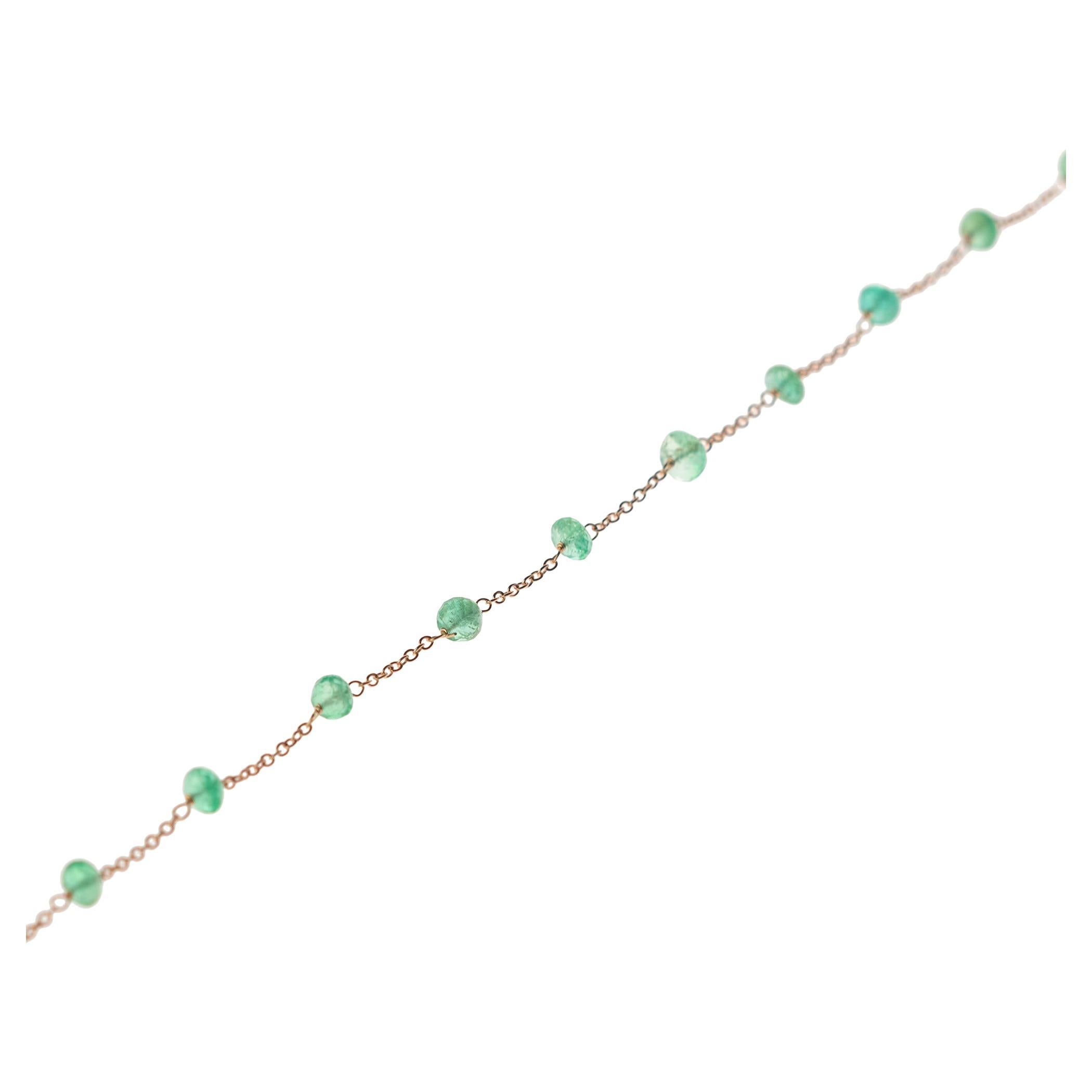 An emerald bracelet full of design. A modern and delicate style for a young and fearless woman. Artisan rondelle cut emeralds immersed in a 14 karat yellow gold chain.

• 14 karat yellow gold 1.1 g
• Total length 19 /20 cm
• Emerald 1.4 carats
•