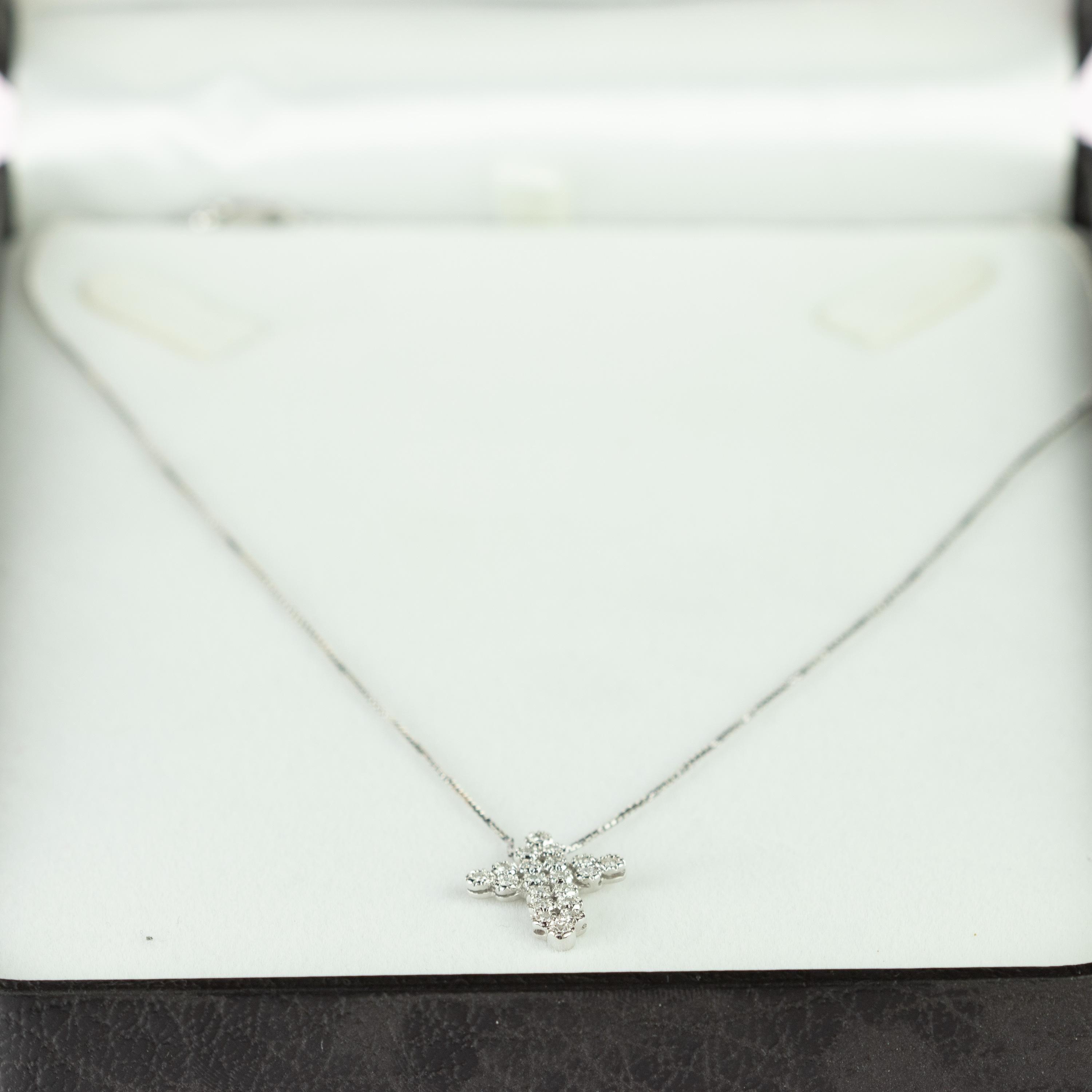 Intini Jewels Collier à chaîne en or 18 carats avec croix en diamants 1,6 carat, fait à la main en vente 3