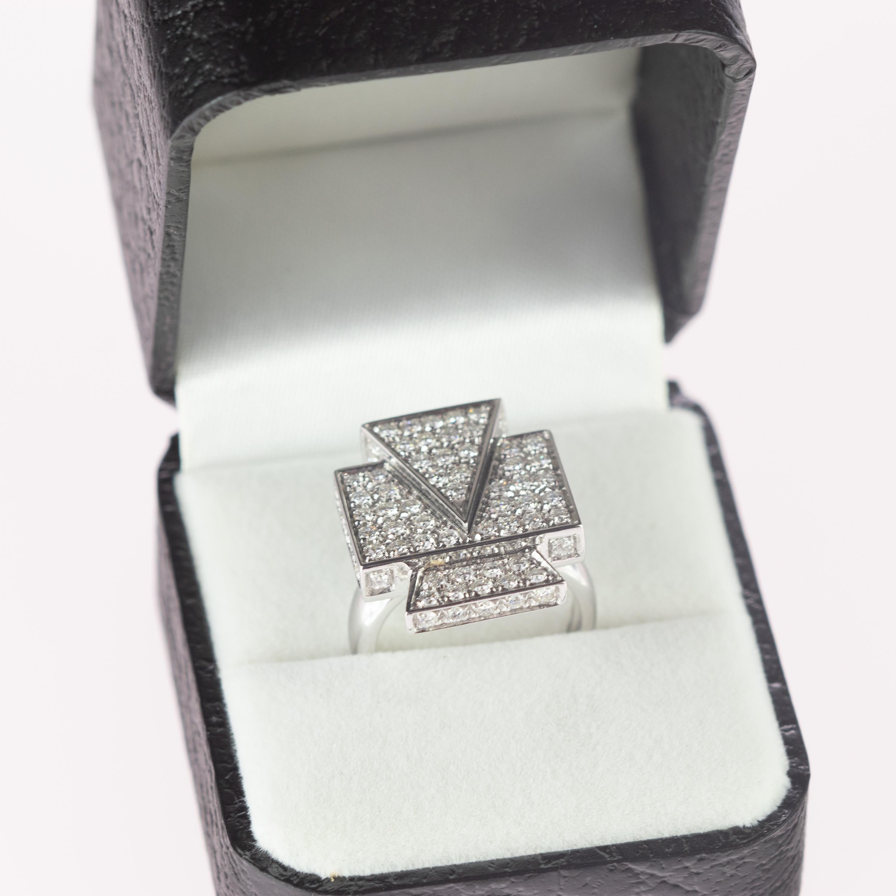 Intini Jewels 1.69 Diamond Brilliant 18 Karat White Gold Cluster Geometric Ring In New Condition For Sale In Milano, IT