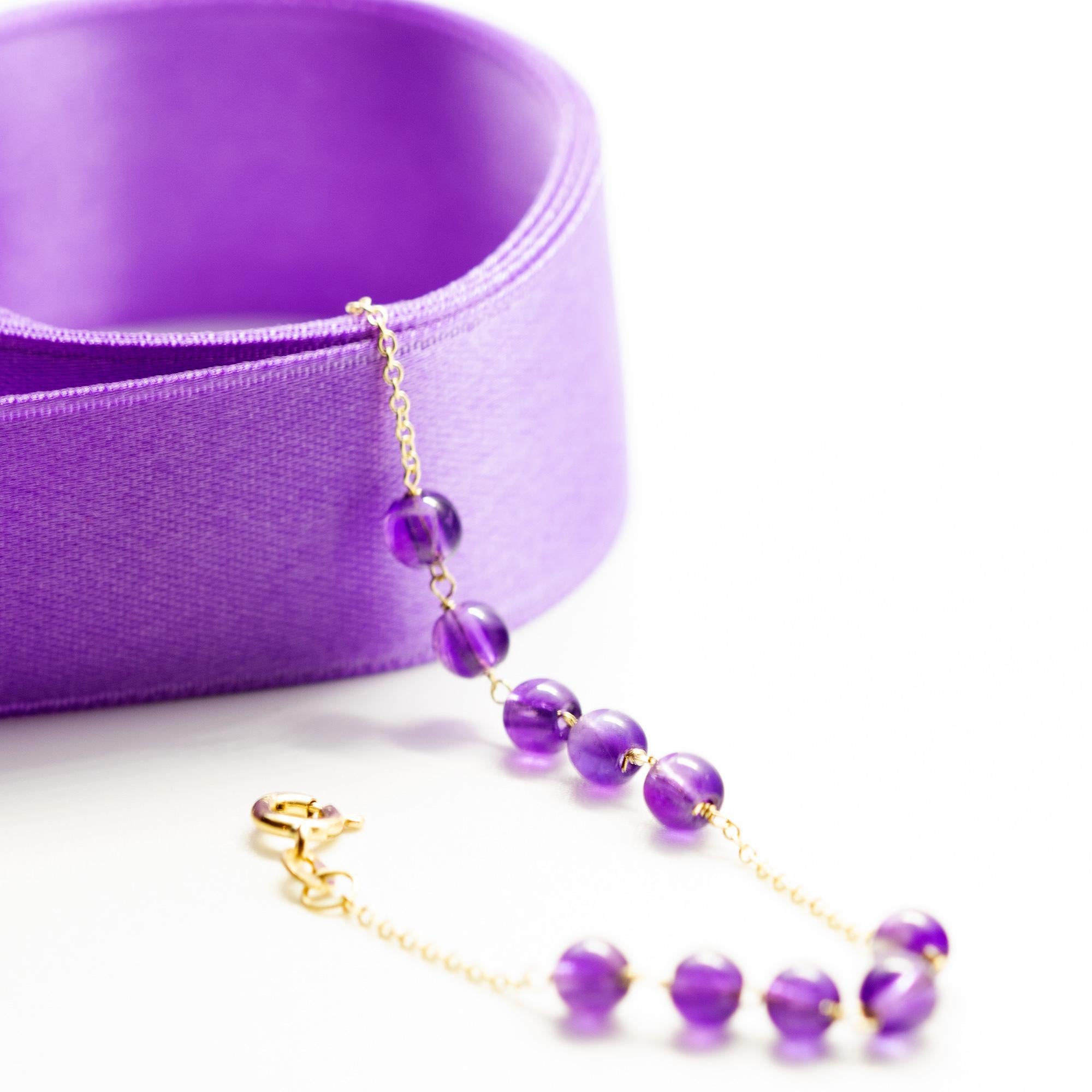 Modern Intini Jewels 18 Karat Gold Chain Amethyst Round Purple Deco Cocktail Bracelet For Sale