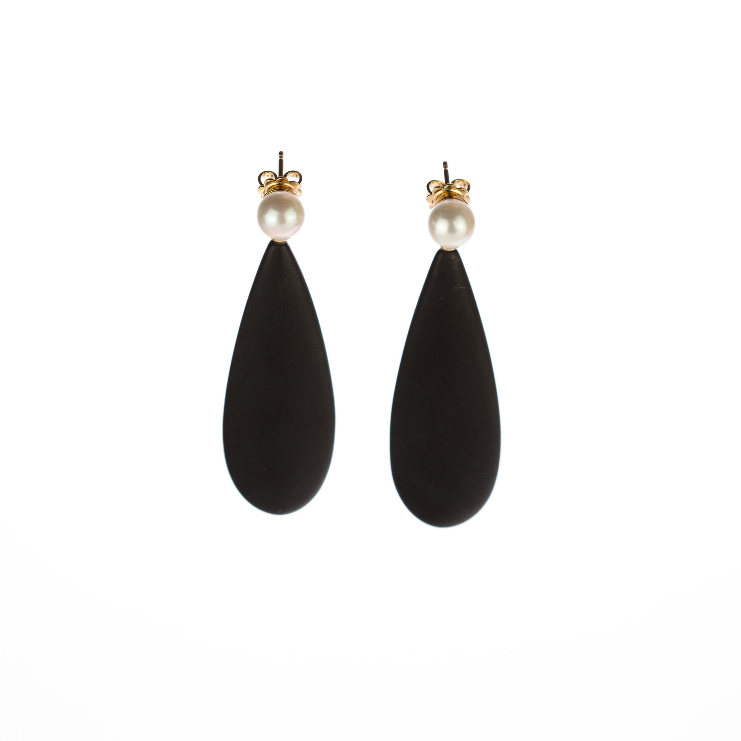 Modern Intini Jewels 18 Karat Gold Flat Pear Black Agate Crafted Drop Vintage Earrings For Sale
