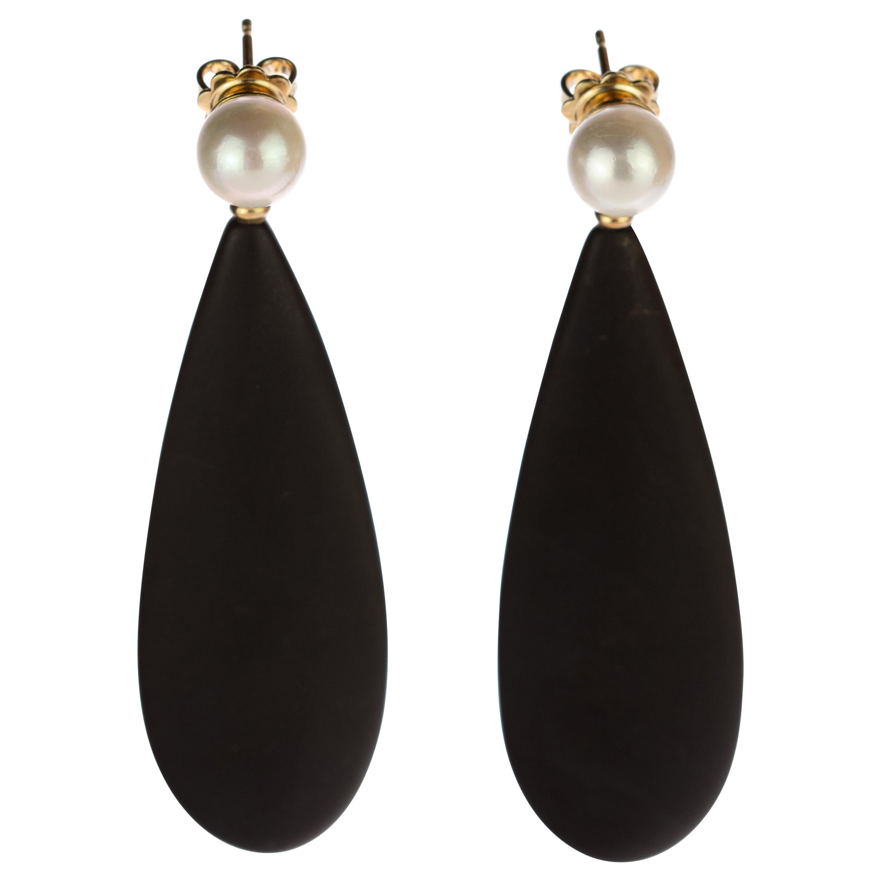 Intini Jewels 18 Karat Gold Flat Pear Black Agate Crafted Drop Vintage Earrings For Sale