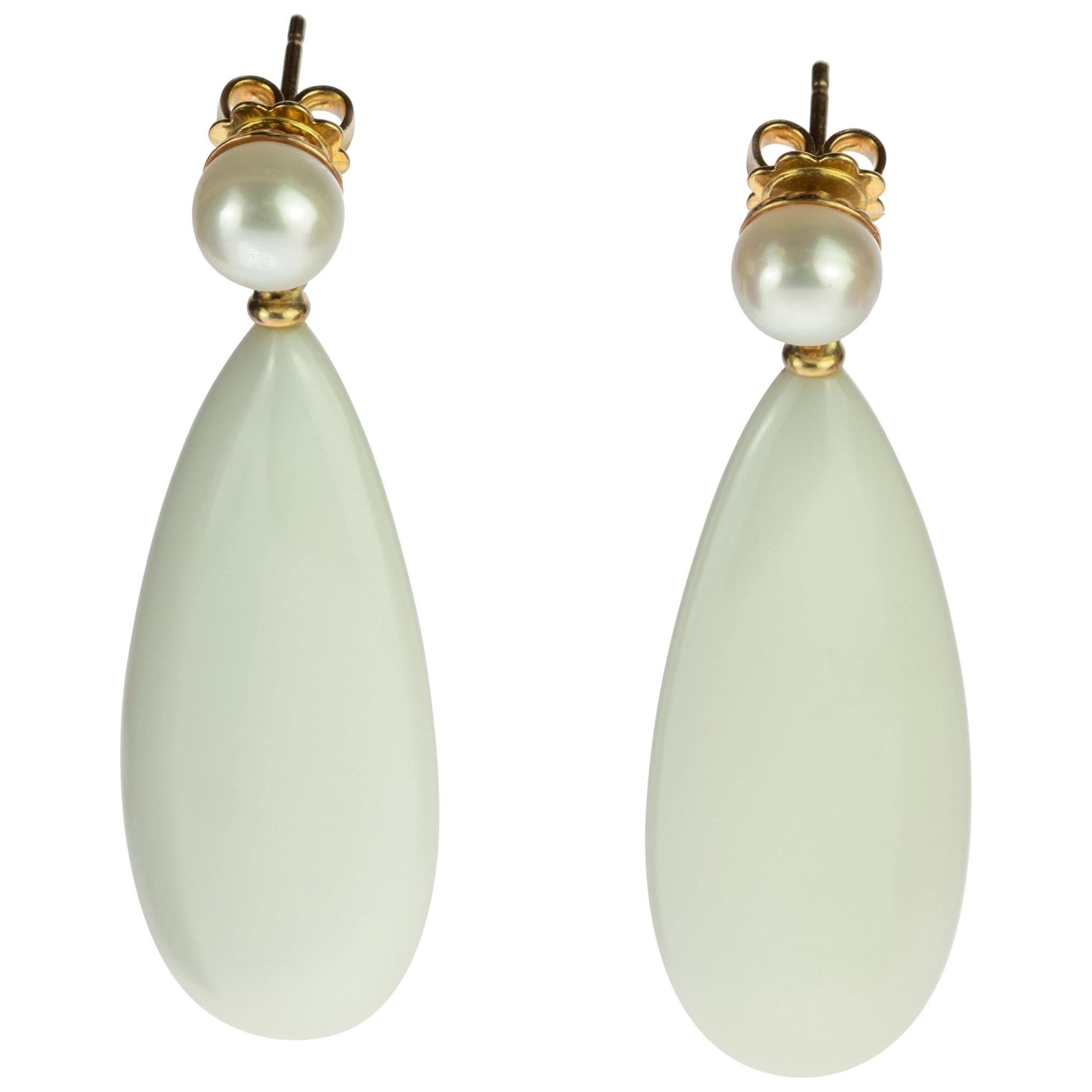 Intini Jewels 18 Karat Gold Flat Tear White Agate Crafted Drop Vintage Earrings For Sale