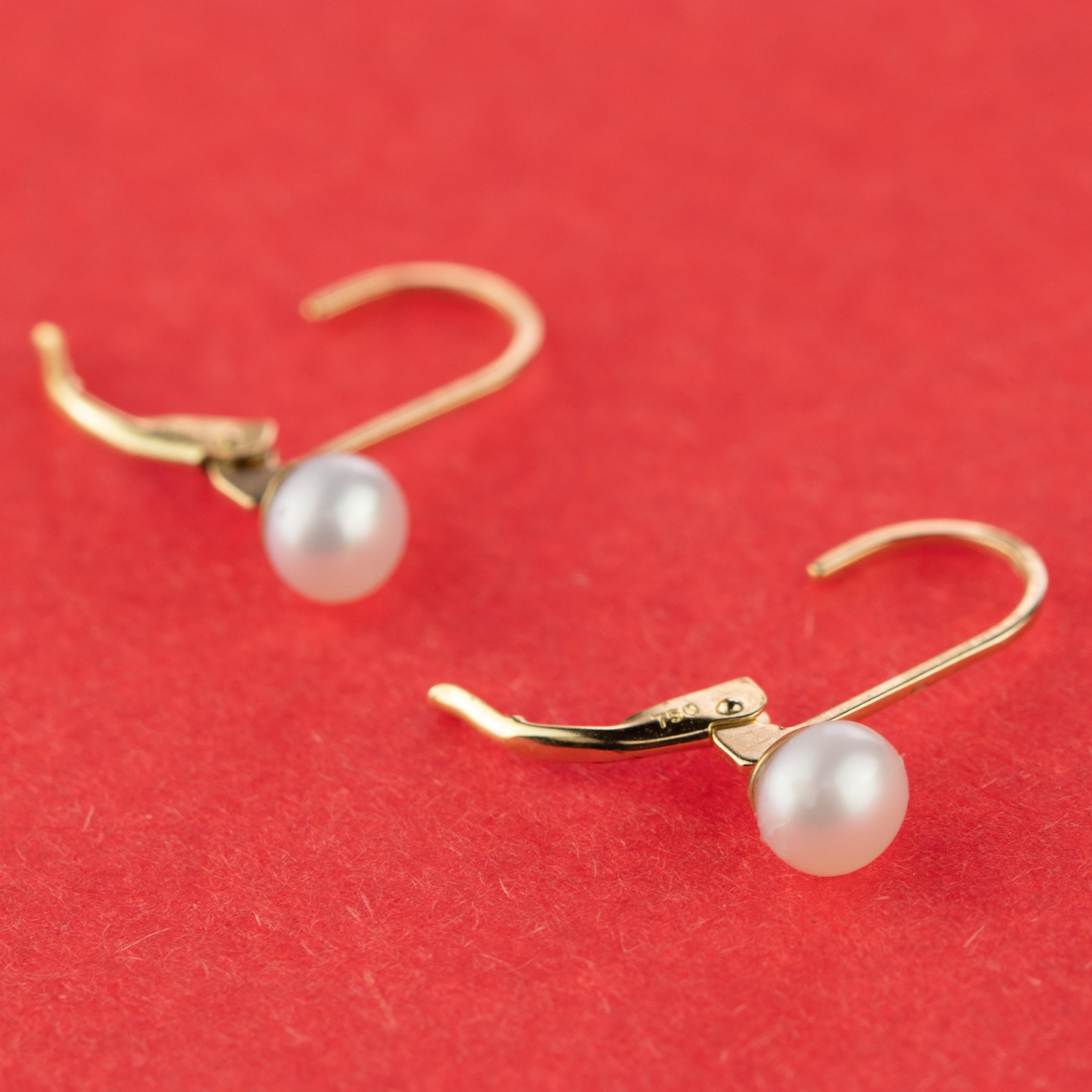 Intini Jewels Boucles d'oreilles à fermeture à levier en or 18 carats et perles d'eau douce en vente 4