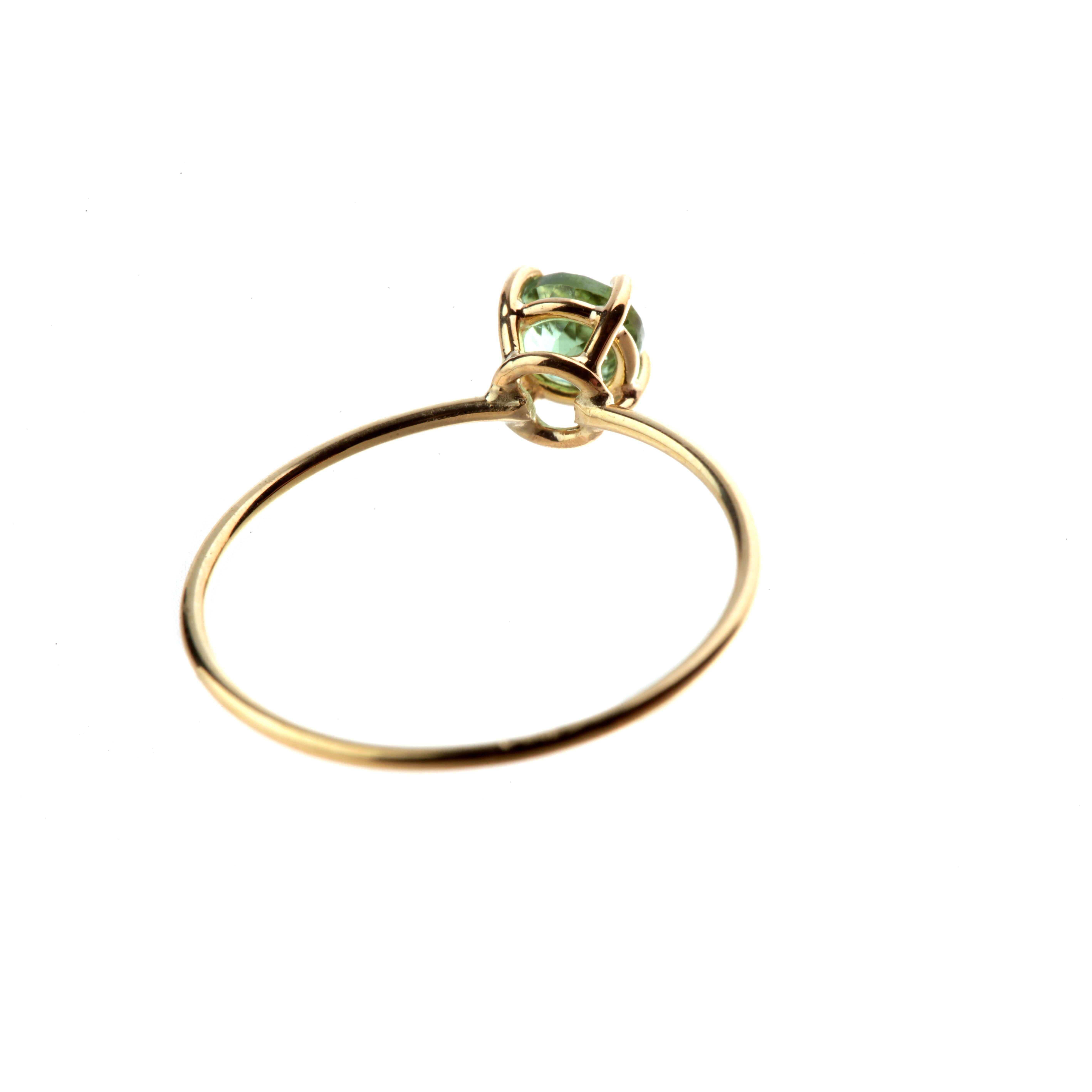 Intini Jewels Anello moderno con tormalina verde in oro 18 carati, fatto a mano, da cocktail In condizioni Nuovo in vendita a Milano, IT