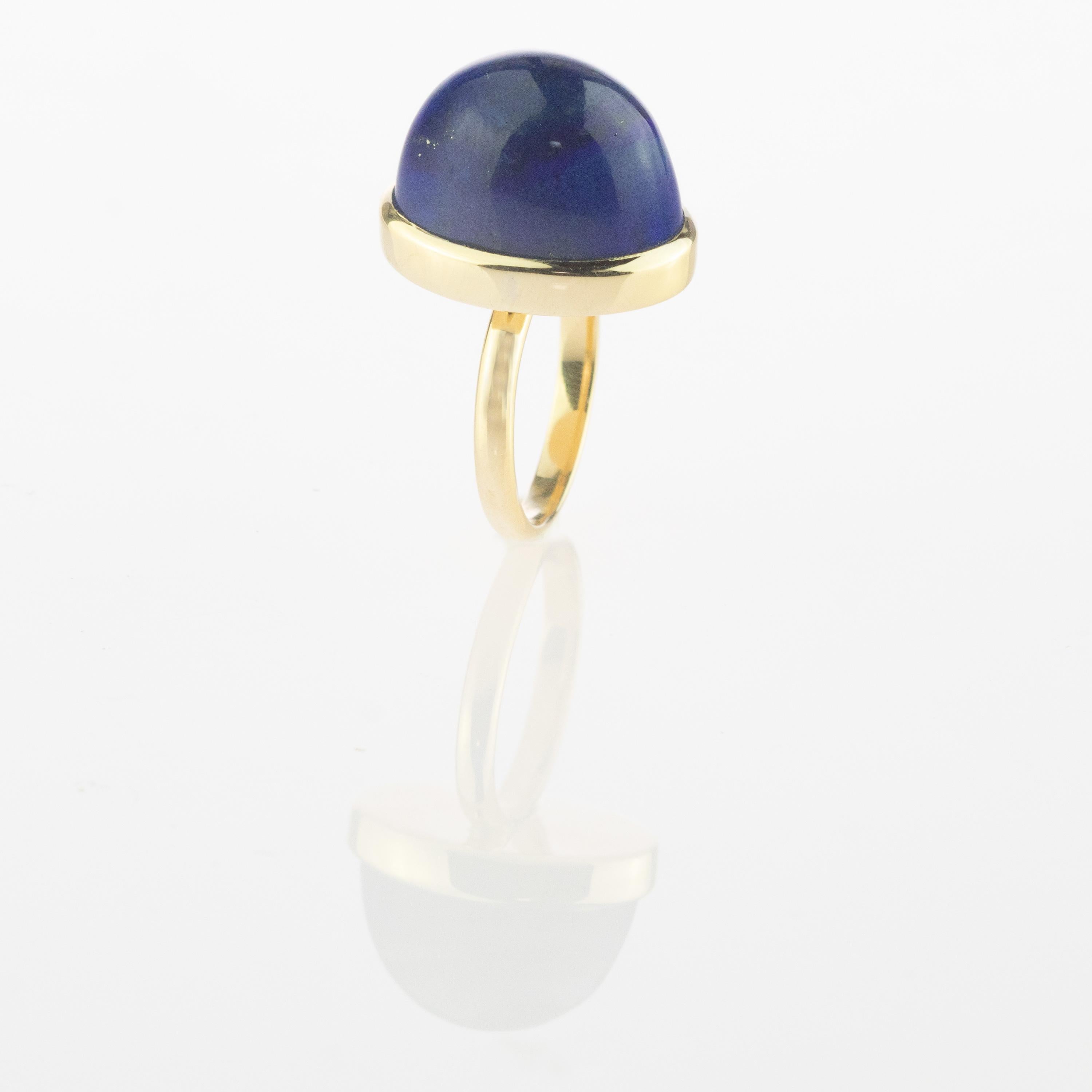 Intini Jewels 18 Karat Gold Lapis Lazuli Cabochon Spring Italian Handmade Ring In New Condition For Sale In Milano, IT