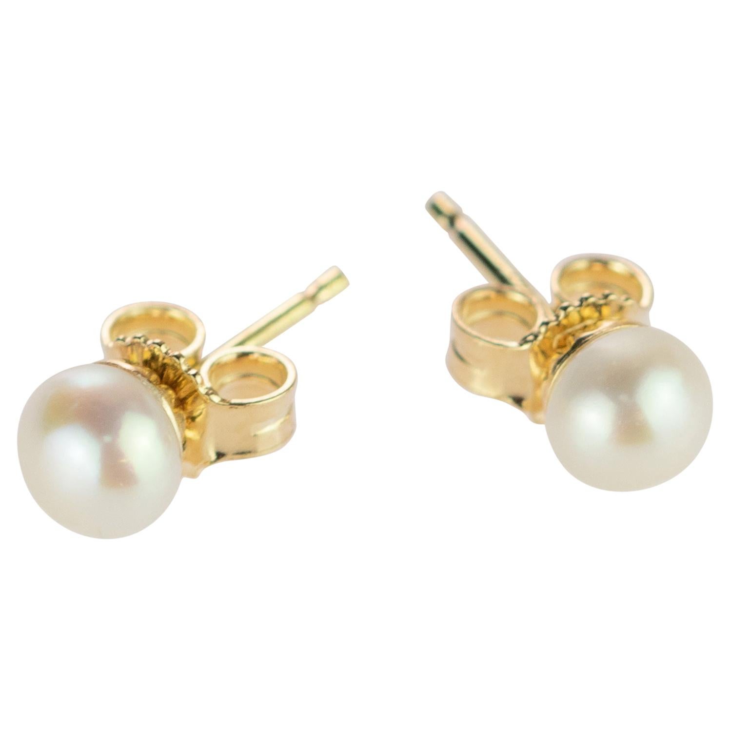 Intini Jewels 18 Karat Yellow Gold Round Freshwater Pearl Deco Artisan Earrings For Sale