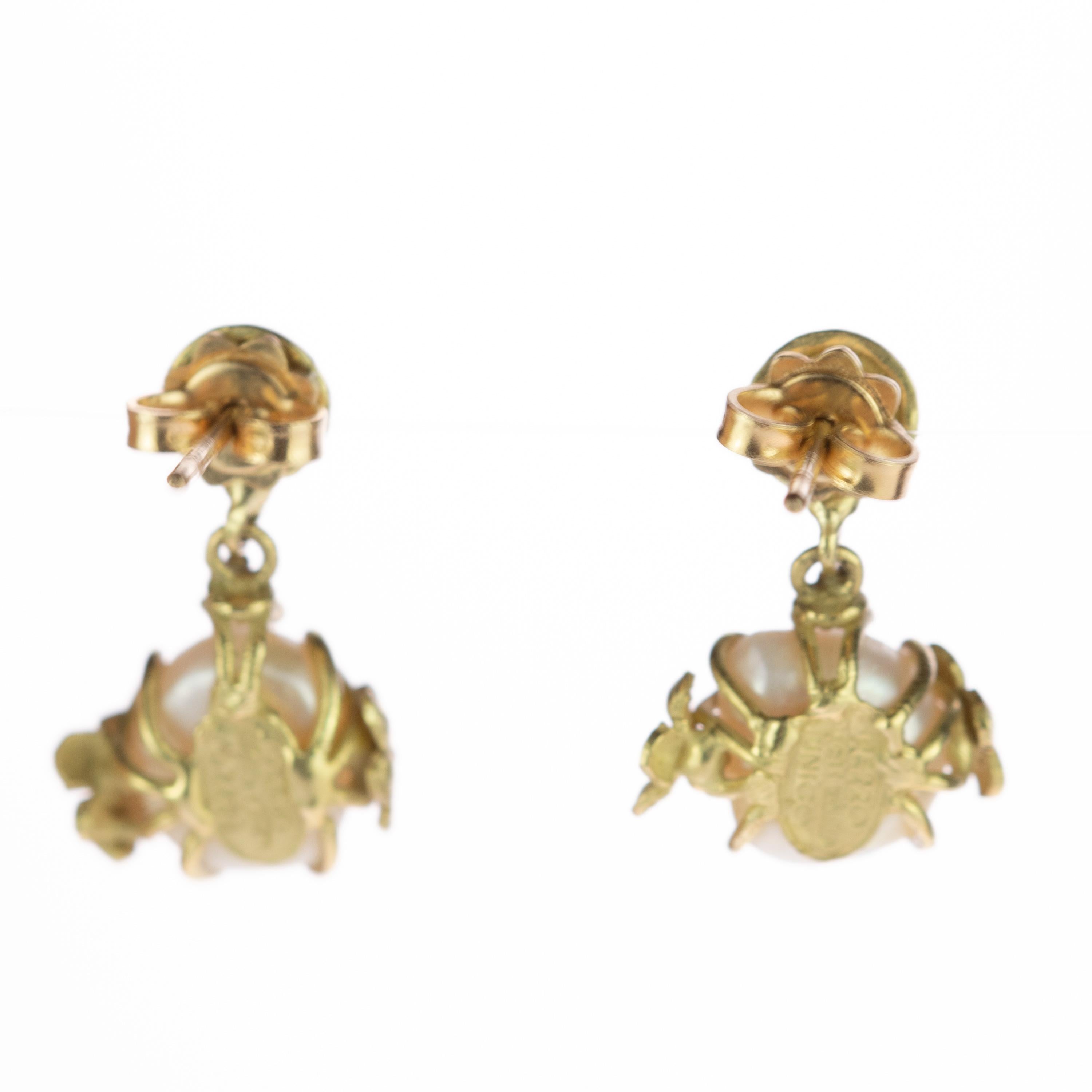 Intini Jewels Boucles d'oreilles cocktail fleurs en or jaune 18 carats et perles d'eau douce en vente 4